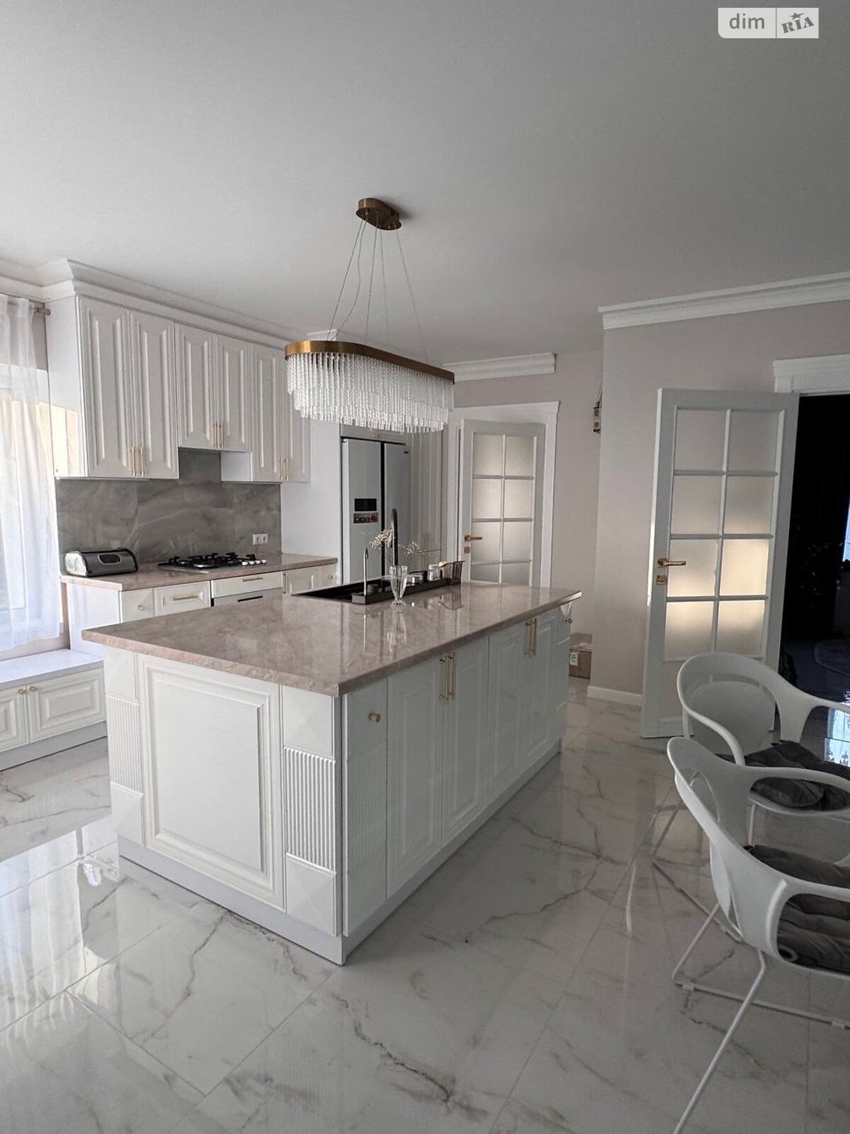 двоповерховий будинок, 200 кв. м, цегла. Здається помісячно в Хмельницькому, в районі Тарабанівка фото 1 двопроверховий будинок, 200 кв. м, цегла. Здається помісячно в Хмельницькому, в районі Тарабанівка фото 1