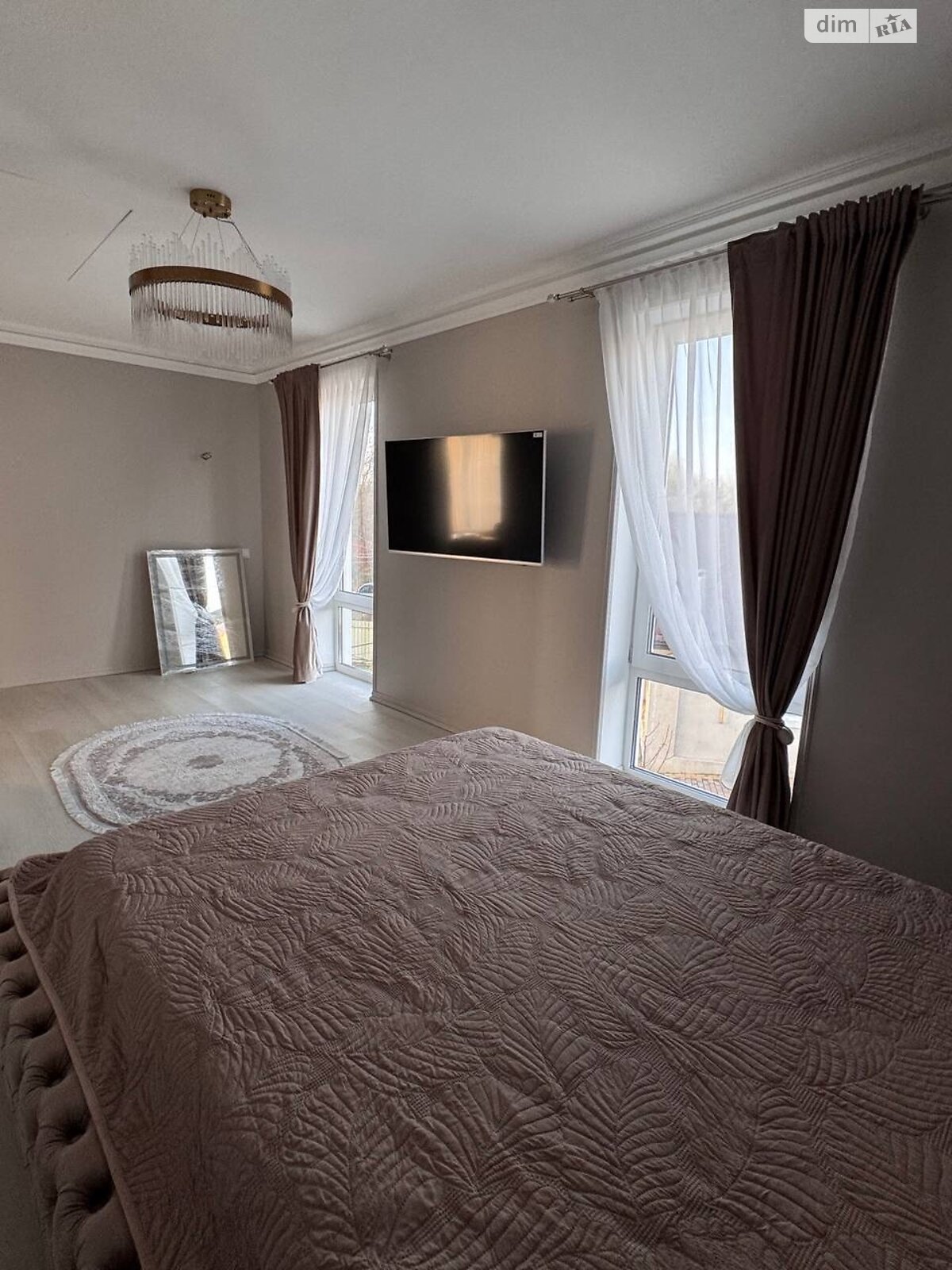 двоповерховий будинок, 200 кв. м, цегла. Здається помісячно в Хмельницькому, в районі Тарабанівка фото 1 двопроверховий будинок, 200 кв. м, цегла. Здається помісячно в Хмельницькому, в районі Тарабанівка фото 1