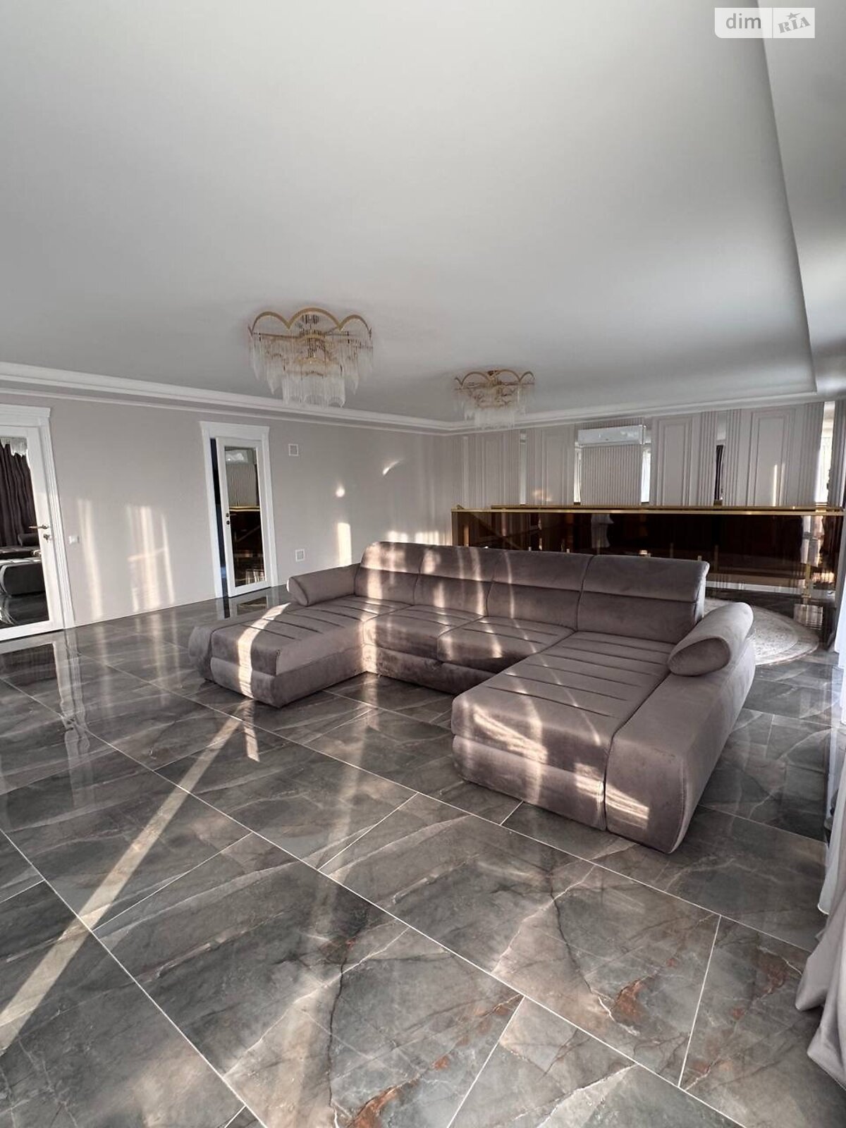 двоповерховий будинок, 200 кв. м, цегла. Здається помісячно в Хмельницькому, в районі Тарабанівка фото 1 двопроверховий будинок, 200 кв. м, цегла. Здається помісячно в Хмельницькому, в районі Тарабанівка фото 1