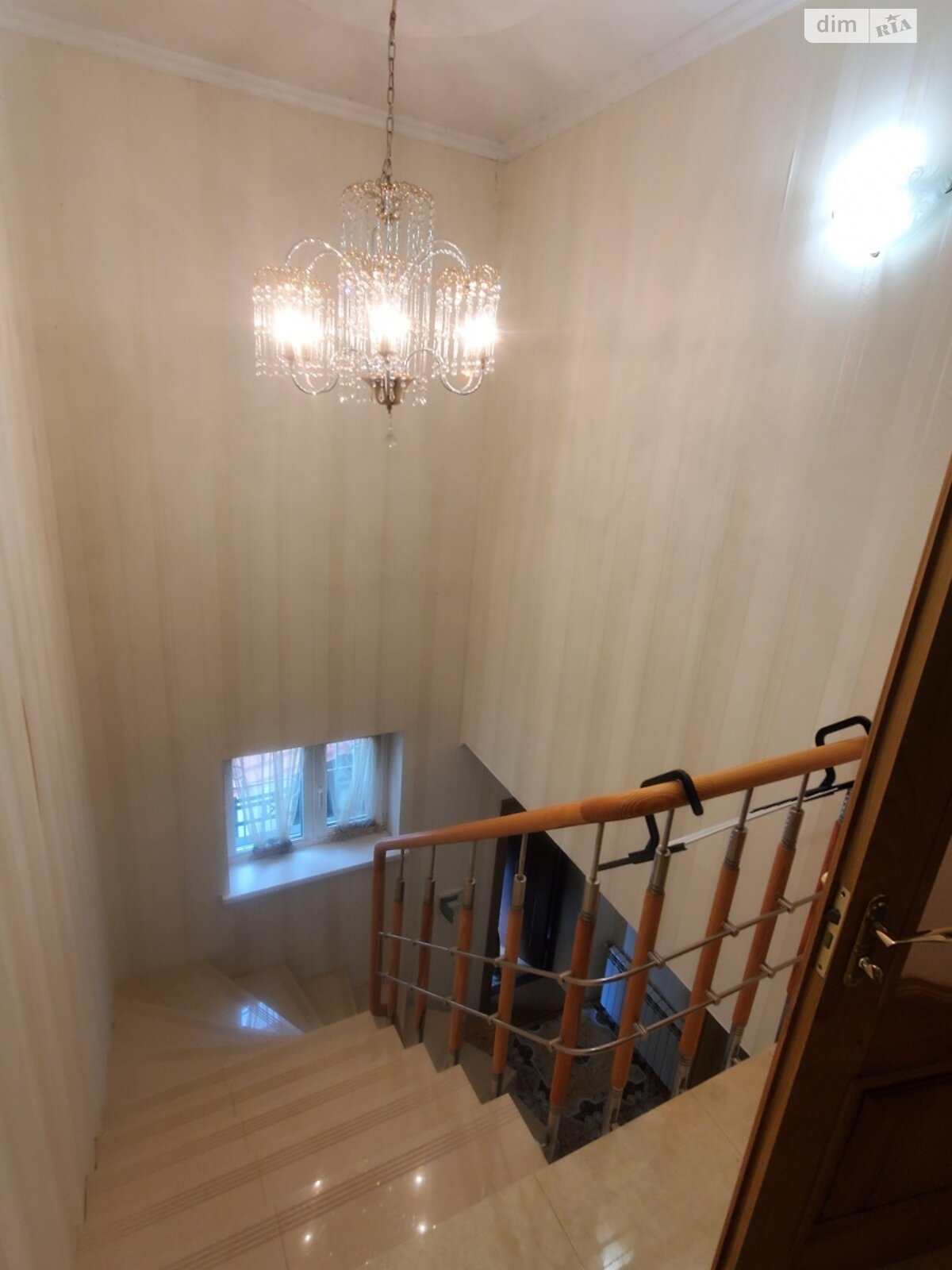 двоповерховий будинок, 160 кв. м, цегла. Здається помісячно в Хмельницькому фото 1 двоповерховий будинок, 160 кв. м, цегла. Здається помісячно в Хмельницькому фото 1