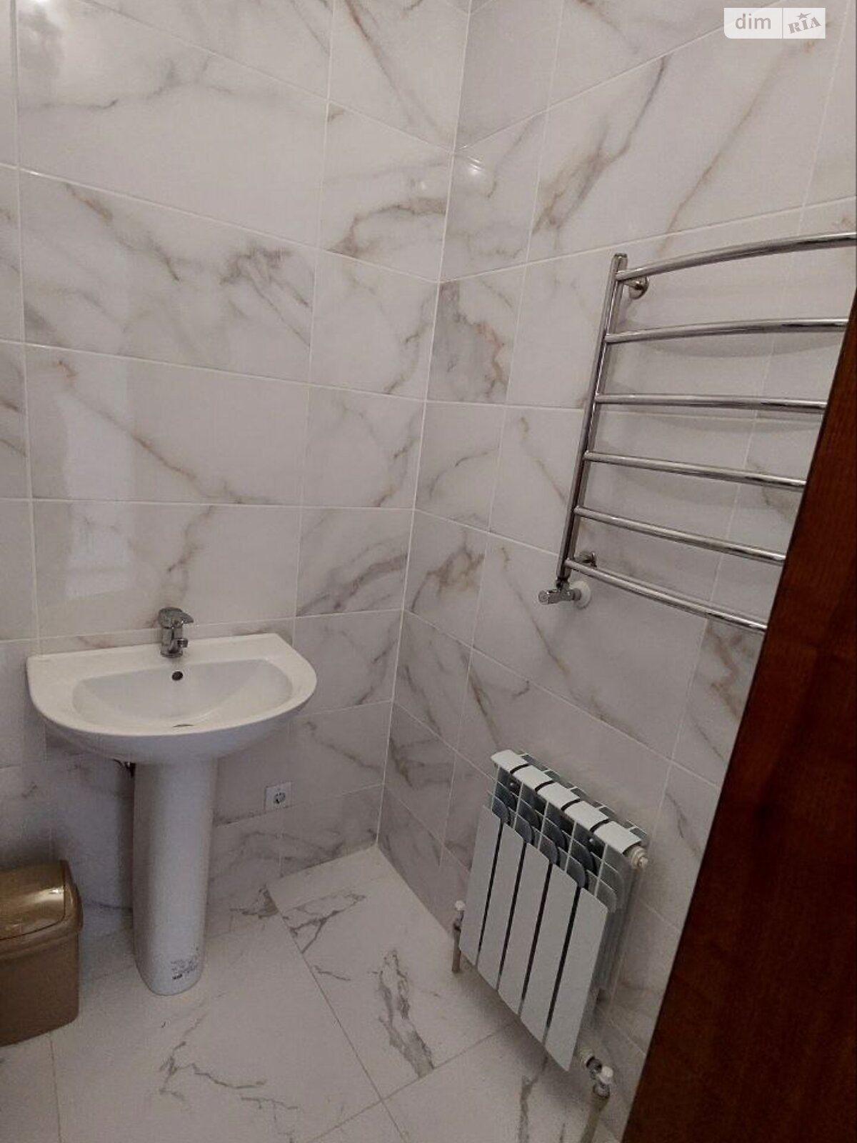 двухэтажный дом, 160 кв. м, кирпич. Сдается помесячно в Хмельницком фото 1 двухэтажный дом, 160 кв. м, кирпич. Сдается помесячно в Хмельницком фото 1