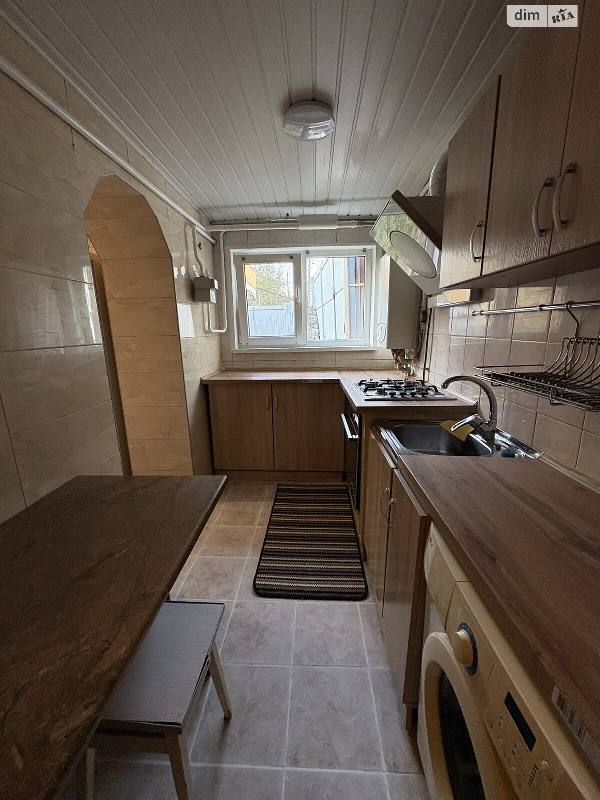 одноэтажный дом, 50 кв. м, кирпич. Сдается помесячно в Хмельницком, в районе Центр фото 1 одноэтажный дом, 50 кв. м, кирпич. Сдается помесячно в Хмельницком, в районе Центр фото 1