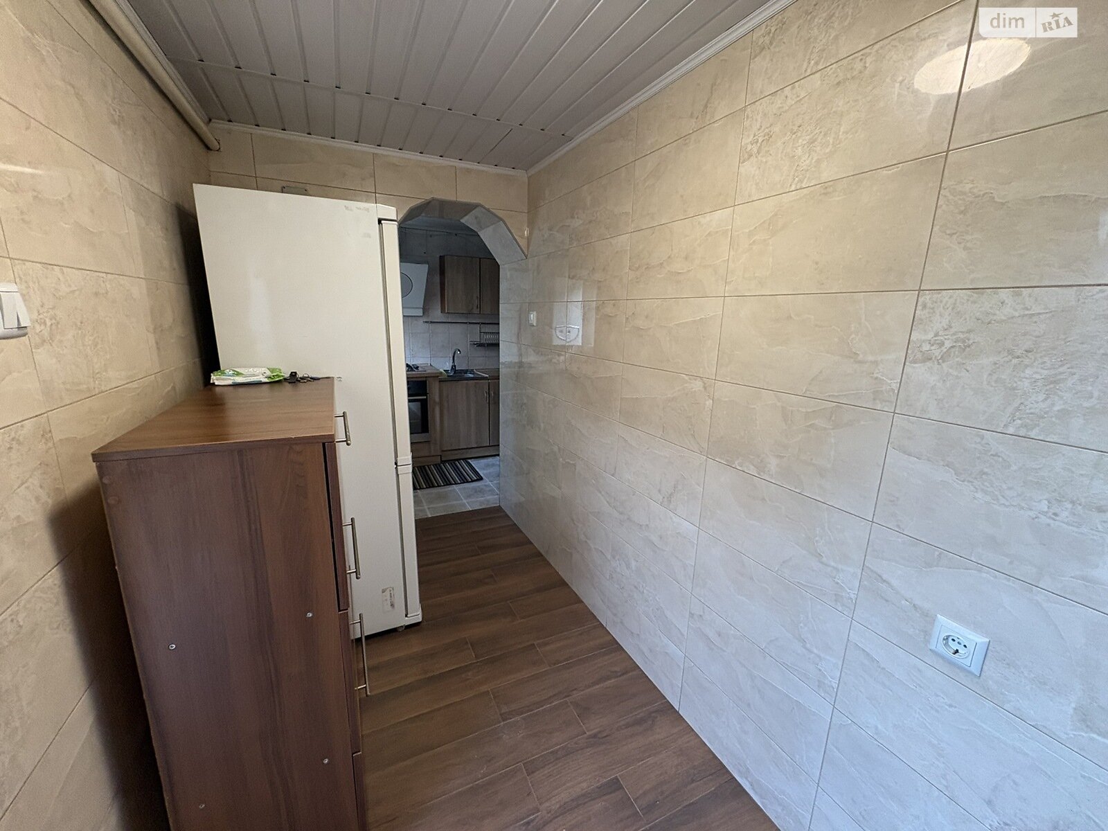 одноэтажный дом, 50 кв. м, кирпич. Сдается помесячно в Хмельницком, в районе Центр фото 1 одноэтажный дом, 50 кв. м, кирпич. Сдается помесячно в Хмельницком, в районе Центр фото 1