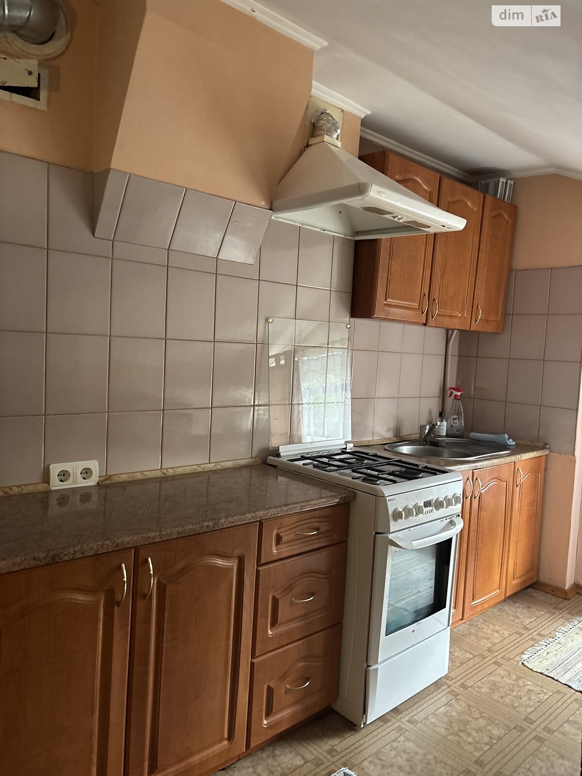 двоповерховий будинок, 100 кв. м, кирпич. Здається помісячно в Хмельницькому, в районі Центр фото 1 двопроверховий будинок, 100 кв. м, кирпич. Здається помісячно в Хмельницькому, в районі Центр фото 1