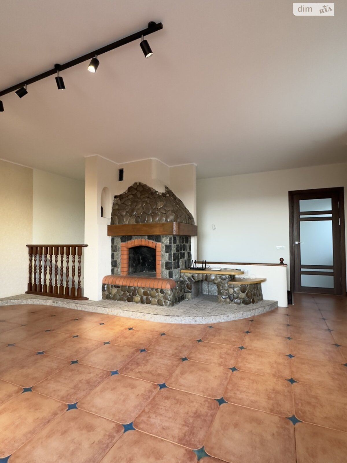 двухэтажный дом, 343.5 кв. м, кирпич. Сдается помесячно в Хмельницком фото 1 двухэтажный дом, 343.5 кв. м, кирпич. Сдается помесячно в Хмельницком фото 1