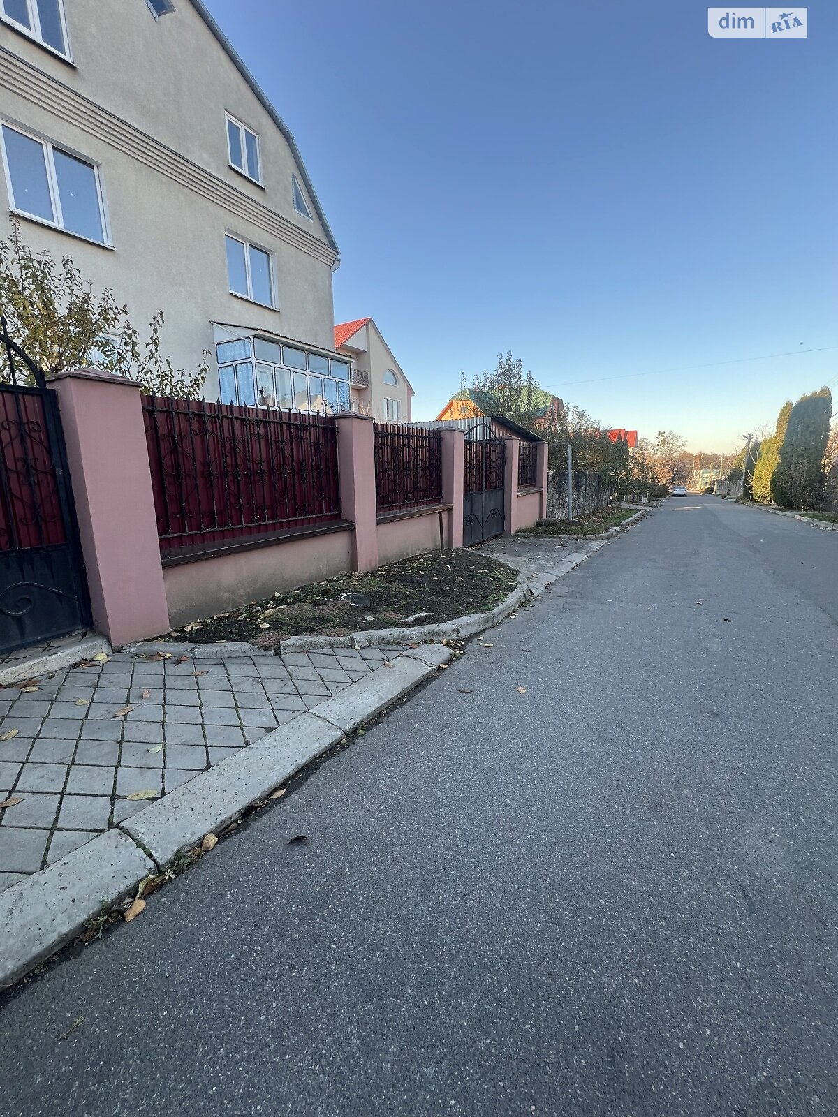 однопроверховий будинок, 100 кв. м, цегла. Здається помісячно в Хмельницькому, в районі Південно-Західний фото 1