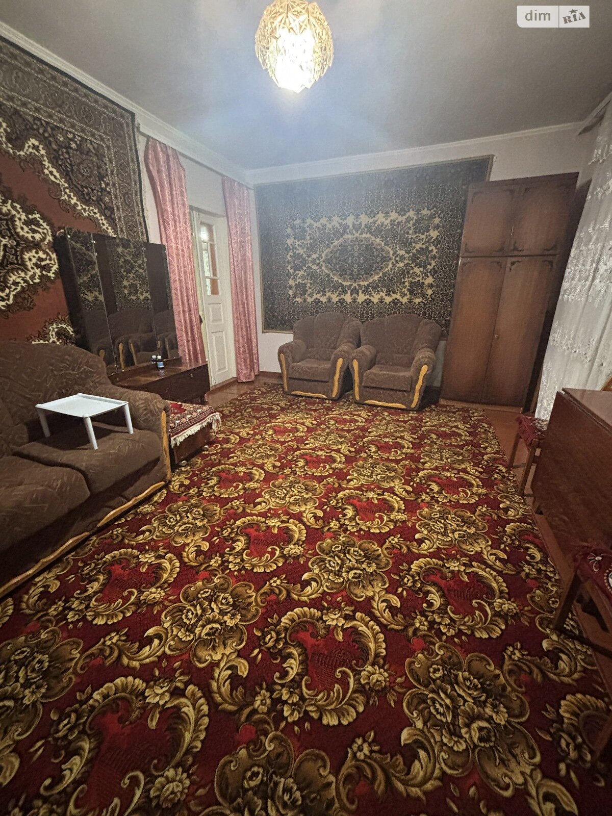 одноэтажный дом, 100 кв. м, кирпич. Сдается помесячно в Хмельницком, в районе Южное Дубовое фото 1 одноэтажный дом, 100 кв. м, кирпич. Сдается помесячно в Хмельницком, в районе Южное Дубовое фото 1