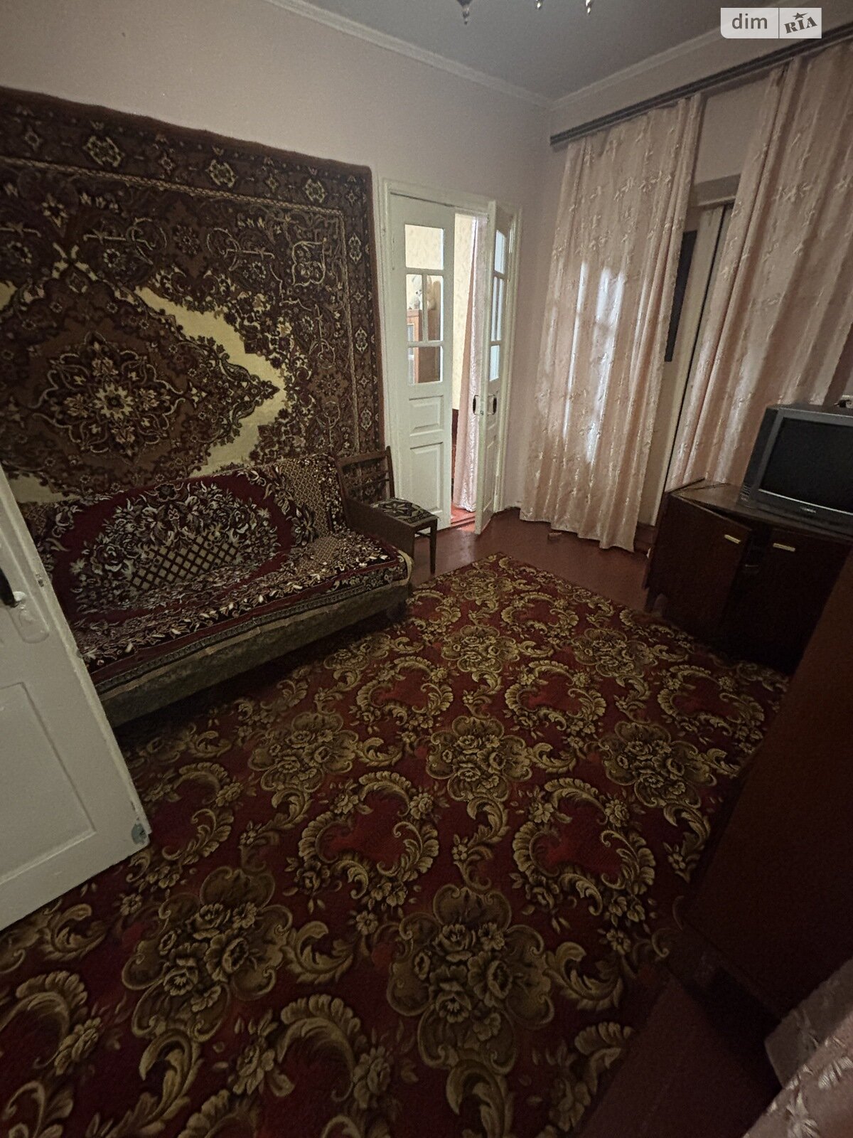 одноэтажный дом, 100 кв. м, кирпич. Сдается помесячно в Хмельницком, в районе Южное Дубовое фото 1 одноэтажный дом, 100 кв. м, кирпич. Сдается помесячно в Хмельницком, в районе Южное Дубовое фото 1