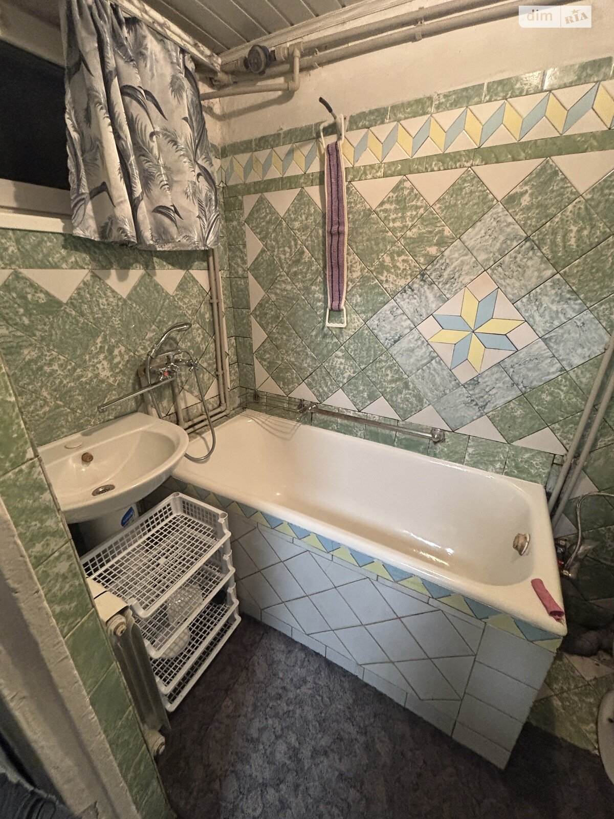 одноэтажный дом, 100 кв. м, кирпич. Сдается помесячно в Хмельницком, в районе Южное Дубовое фото 1 одноэтажный дом, 100 кв. м, кирпич. Сдается помесячно в Хмельницком, в районе Южное Дубовое фото 1