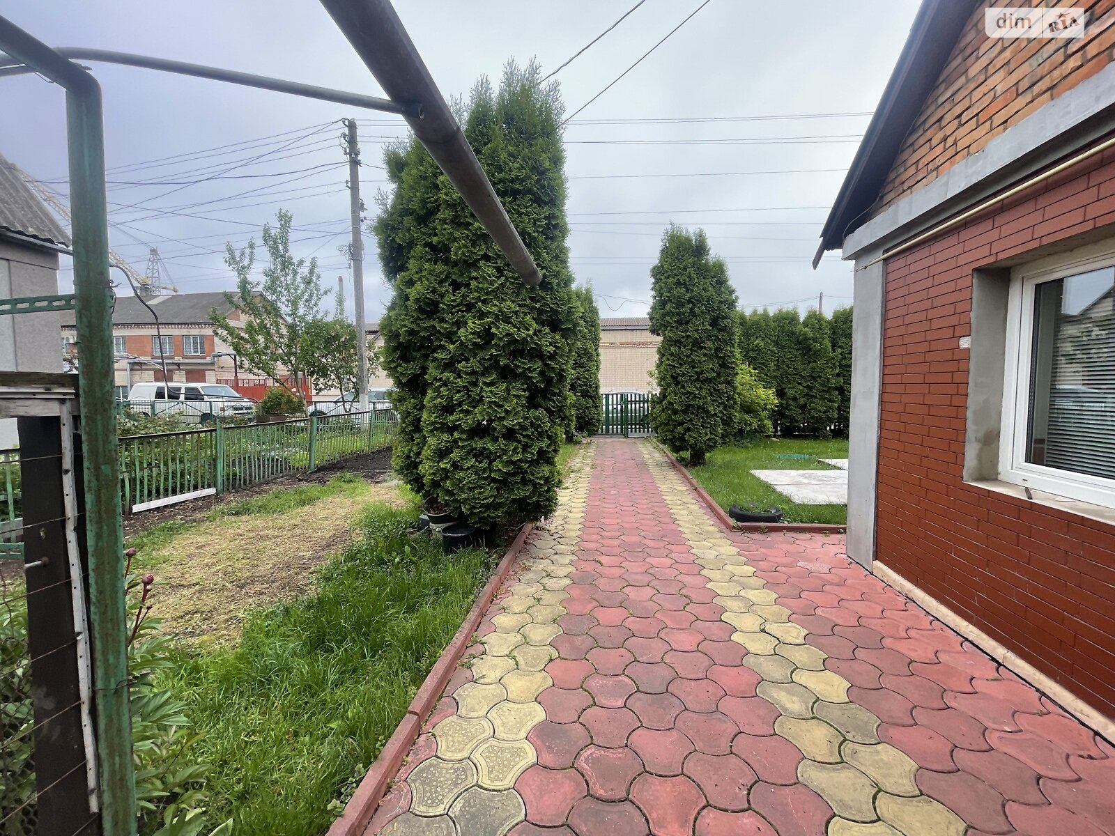 одноповерховий будинок з меблями, 66.2 кв. м, цегла. Здається помісячно в Хмельницькому, в районі Заводський фото 1 однопроверховий будинок з меблями, 66.2 кв. м, цегла. Здається помісячно в Хмельницькому, в районі Заводський фото 1