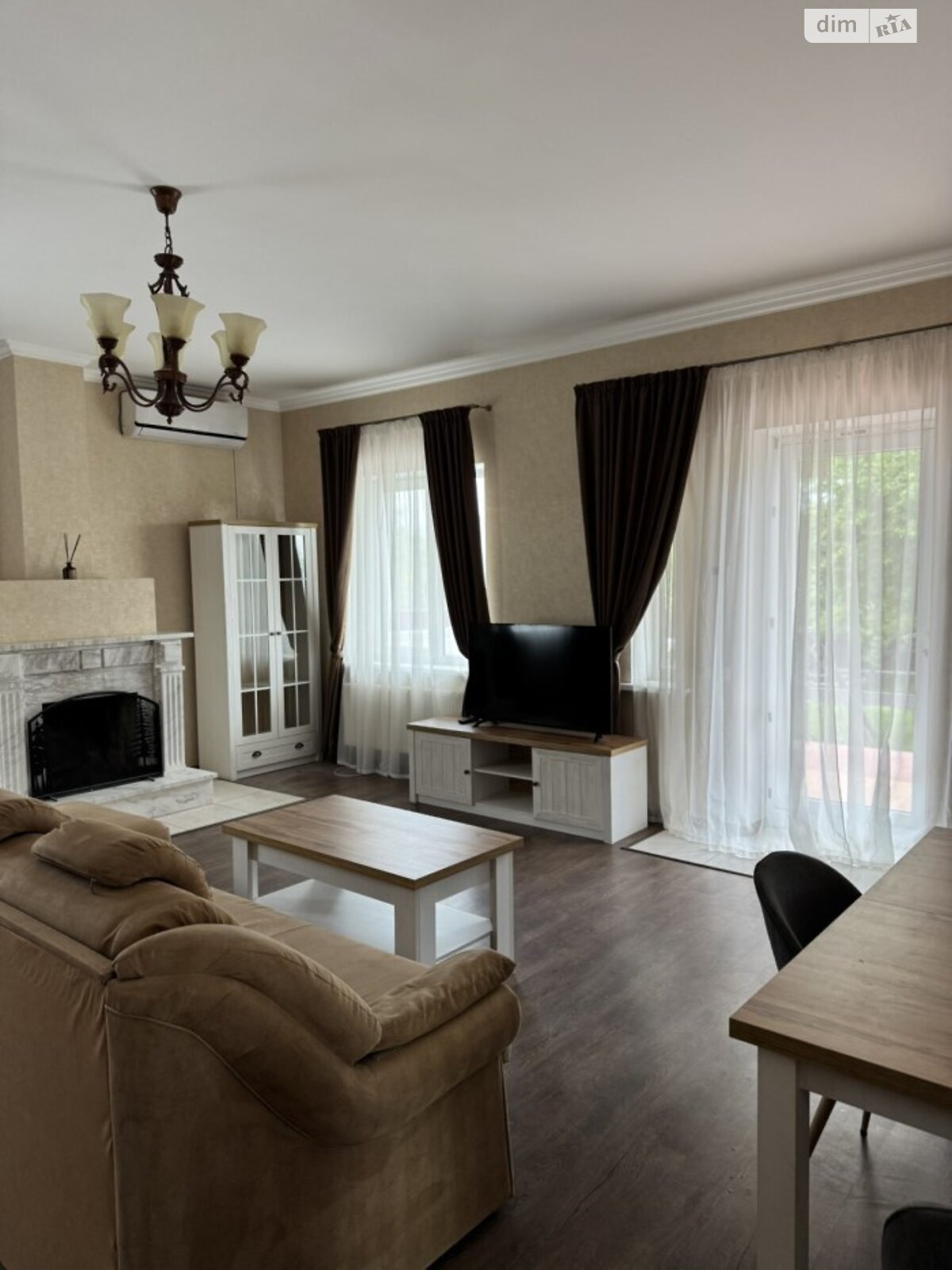 триповерховий будинок з верандою, 315 кв. м, газобетон. Здається помісячно в Ходосівкі фото 1 триповерховий будинок з верандою, 315 кв. м, газобетон. Здається помісячно в Ходосівкі фото 1