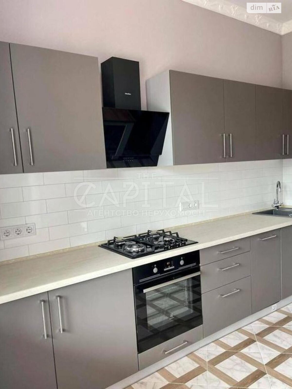 триповерховий будинок, 315 кв. м, цегла. Здається помісячно в Ходосівкі фото 1
