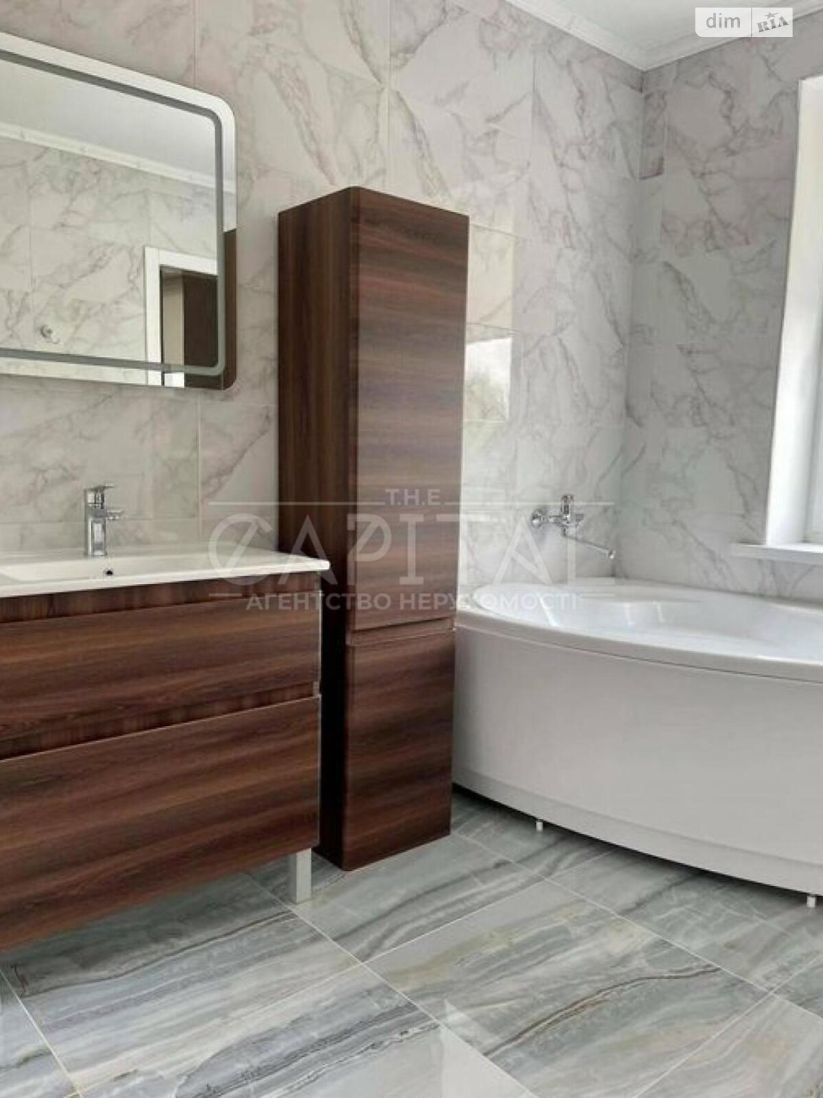 триповерховий будинок, 315 кв. м, цегла. Здається помісячно в Ходосівкі фото 1