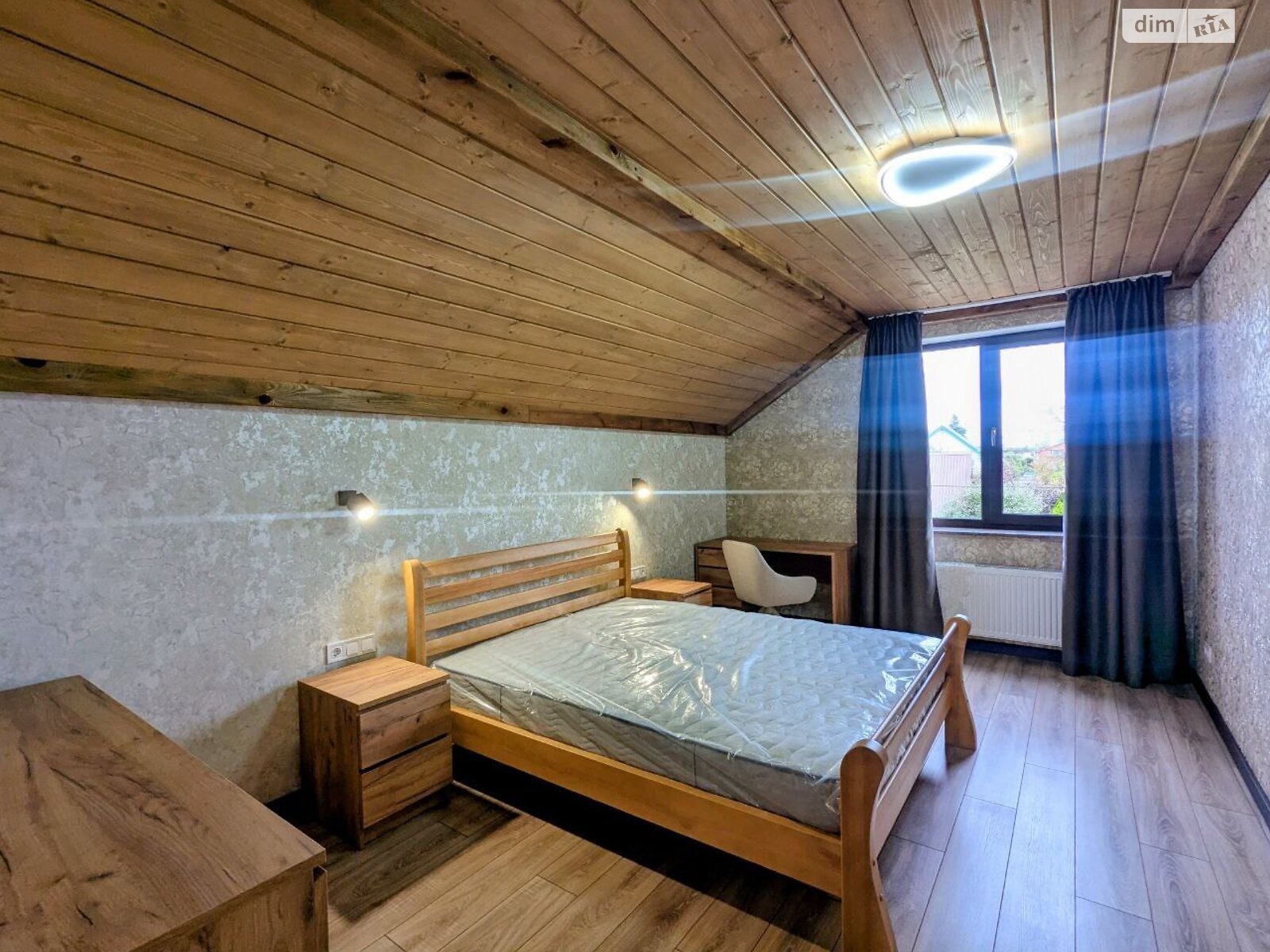 двухэтажный дом, 180 кв. м, газобетон. Сдается помесячно в Ирпене, в районе Ирпень фото 1