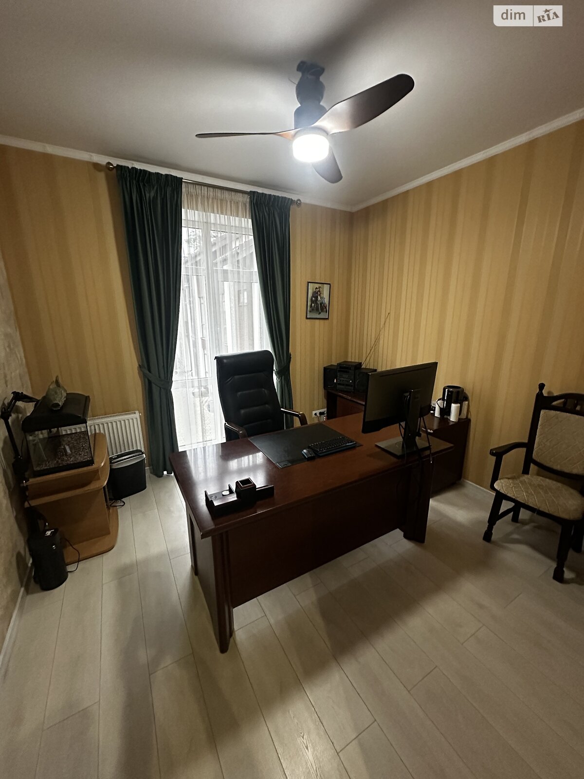 трехэтажный дом, 180 кв. м, кирпич. Сдается помесячно в Ирпене фото 1