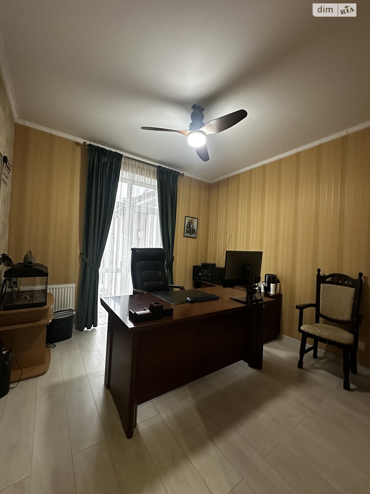 трехэтажный дом, 180 кв. м, кирпич. Сдается помесячно в Ирпене фото 1