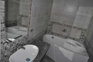трехэтажный дом, 220 кв. м, пеноблок. Сдается помесячно в Киеве, в районе Святошинский фото 2
