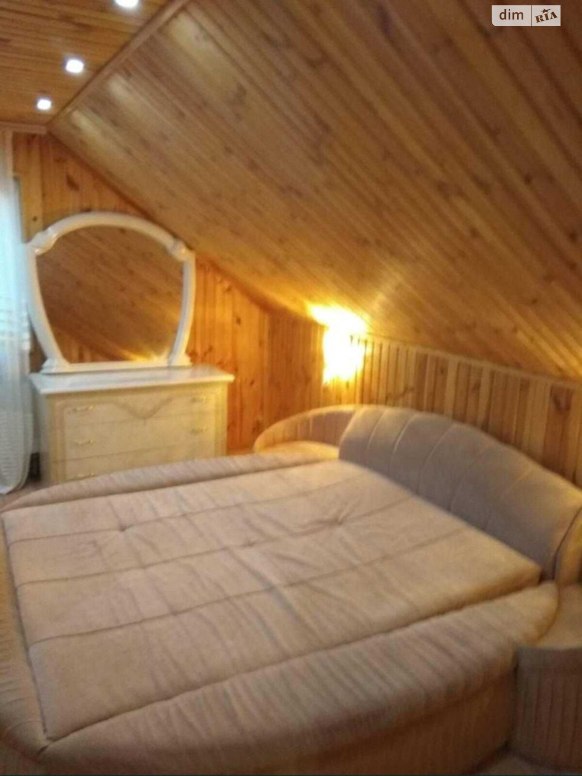 трехэтажный дом, 220 кв. м, пеноблок. Сдается помесячно в Ирпене фото 1 трехэтажный дом, 220 кв. м, пеноблок. Сдается помесячно в Ирпене фото 1