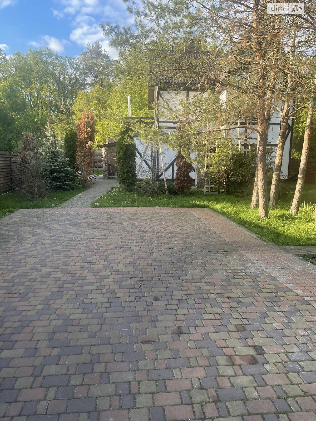 трехэтажный дом, 220 кв. м, пеноблок. Сдается помесячно в Ирпене фото 1 трехэтажный дом, 220 кв. м, пеноблок. Сдается помесячно в Ирпене фото 1