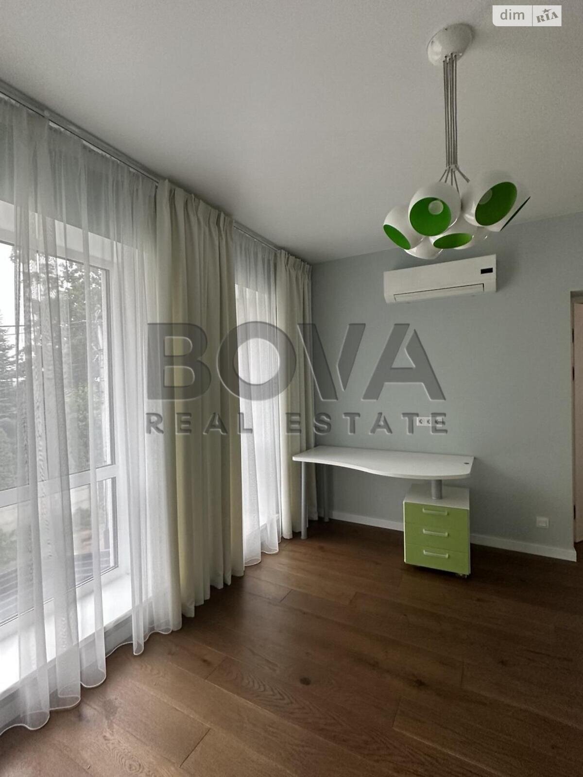 двухэтажный дом с верандой, 151 кв. м, кирпич. Сдается помесячно в Иванковичах фото 1 двухэтажный дом с верандой, 151 кв. м, кирпич. Сдается помесячно в Иванковичах фото 1