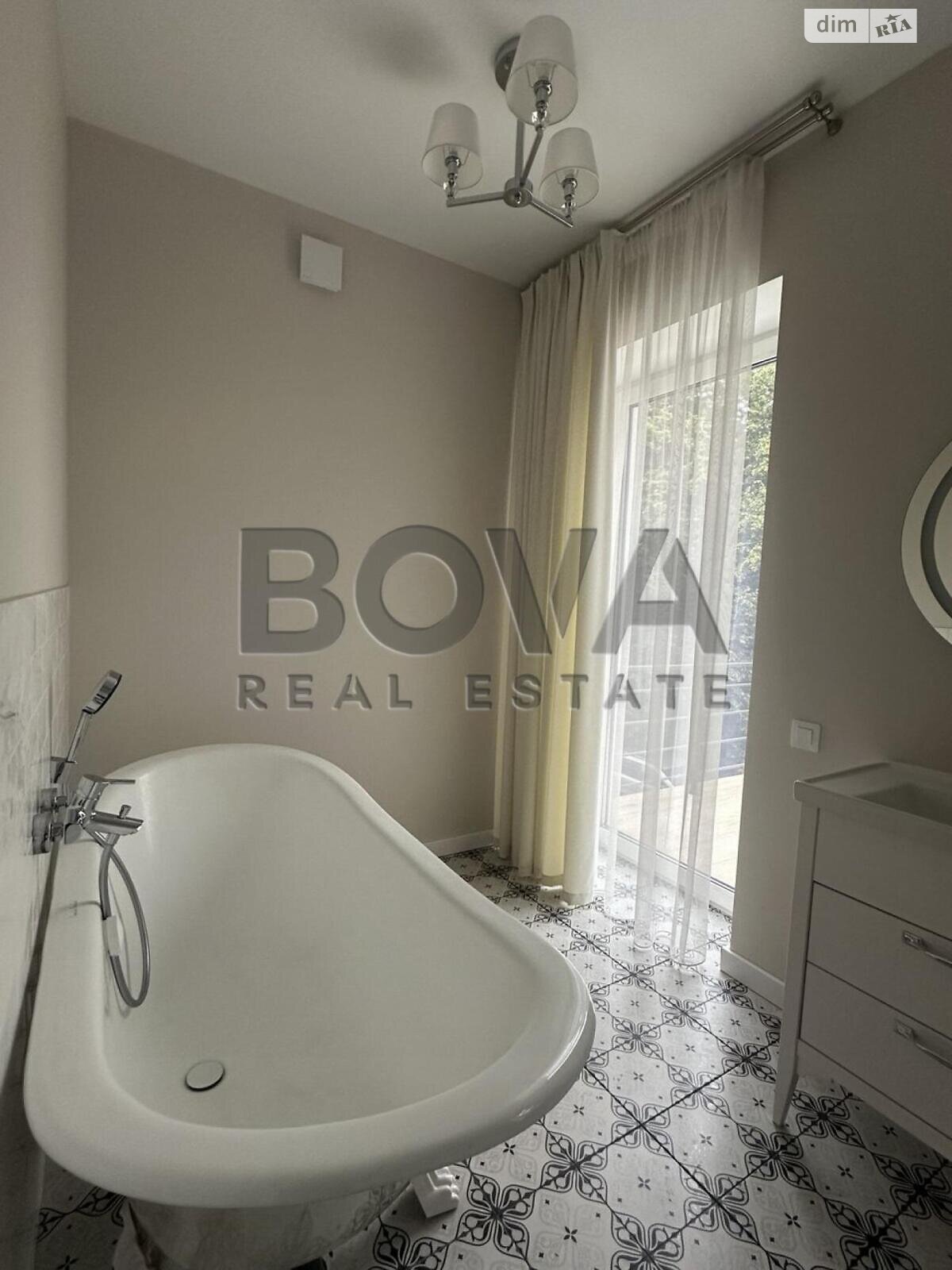 двухэтажный дом с верандой, 151 кв. м, кирпич. Сдается помесячно в Иванковичах фото 1 двухэтажный дом с верандой, 151 кв. м, кирпич. Сдается помесячно в Иванковичах фото 1