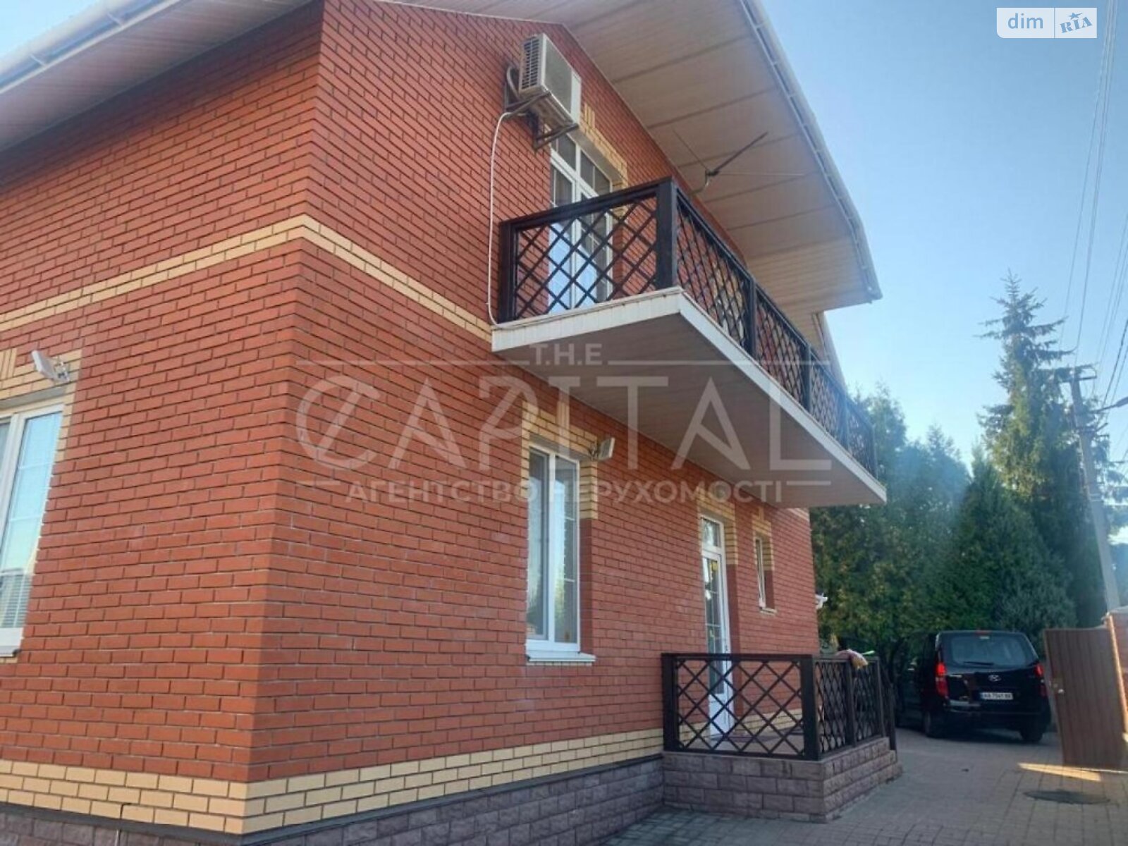двухэтажный дом с балконом, 298 кв. м, кирпич. Сдается помесячно в Иванковичах фото 1
