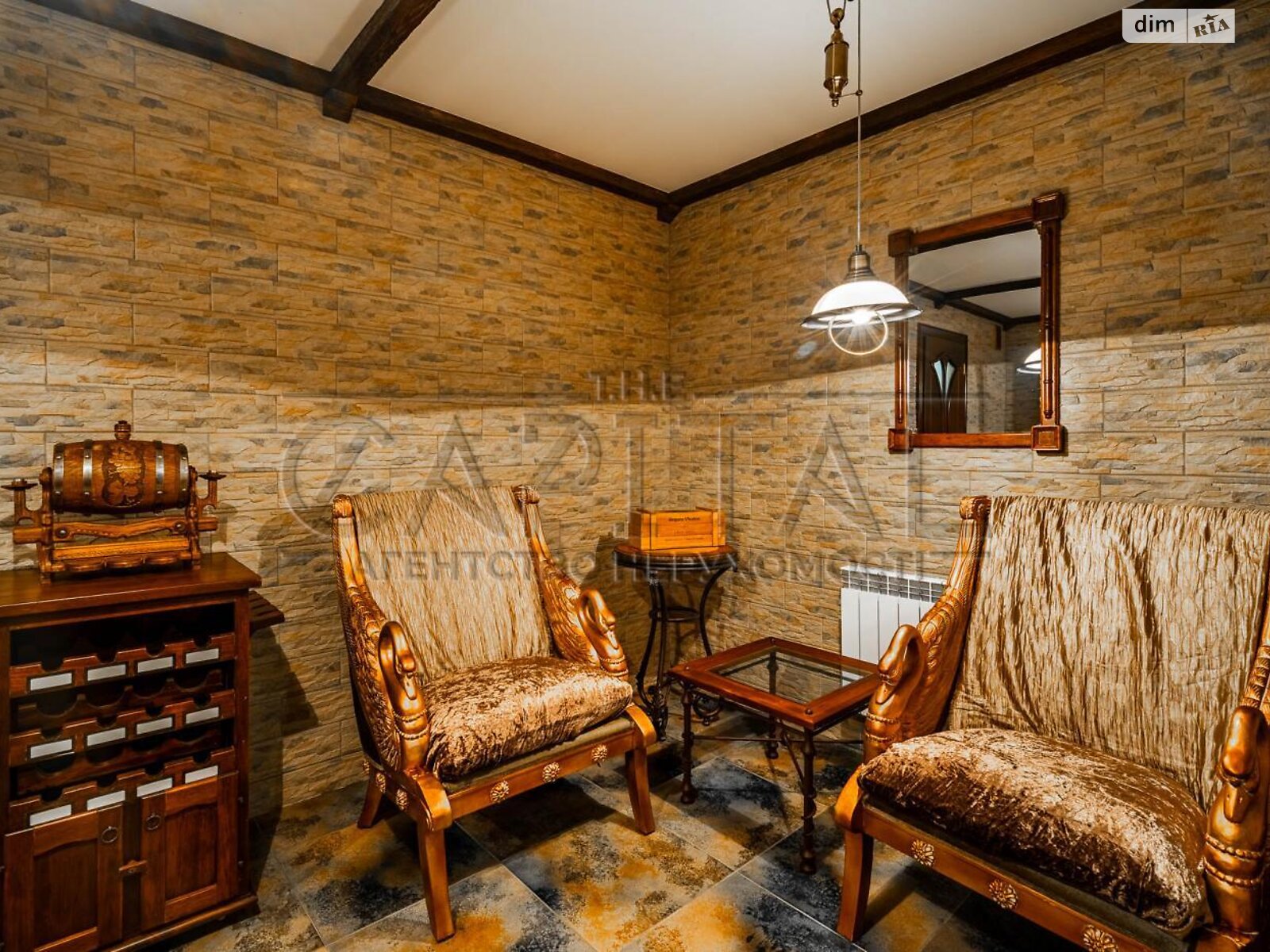 четырехэтажный дом с балконом, 843.5 кв. м, кирпич. Сдается помесячно в Иванковичах фото 1 четырехэтажный дом с балконом, 843.5 кв. м, кирпич. Сдается помесячно в Иванковичах фото 1