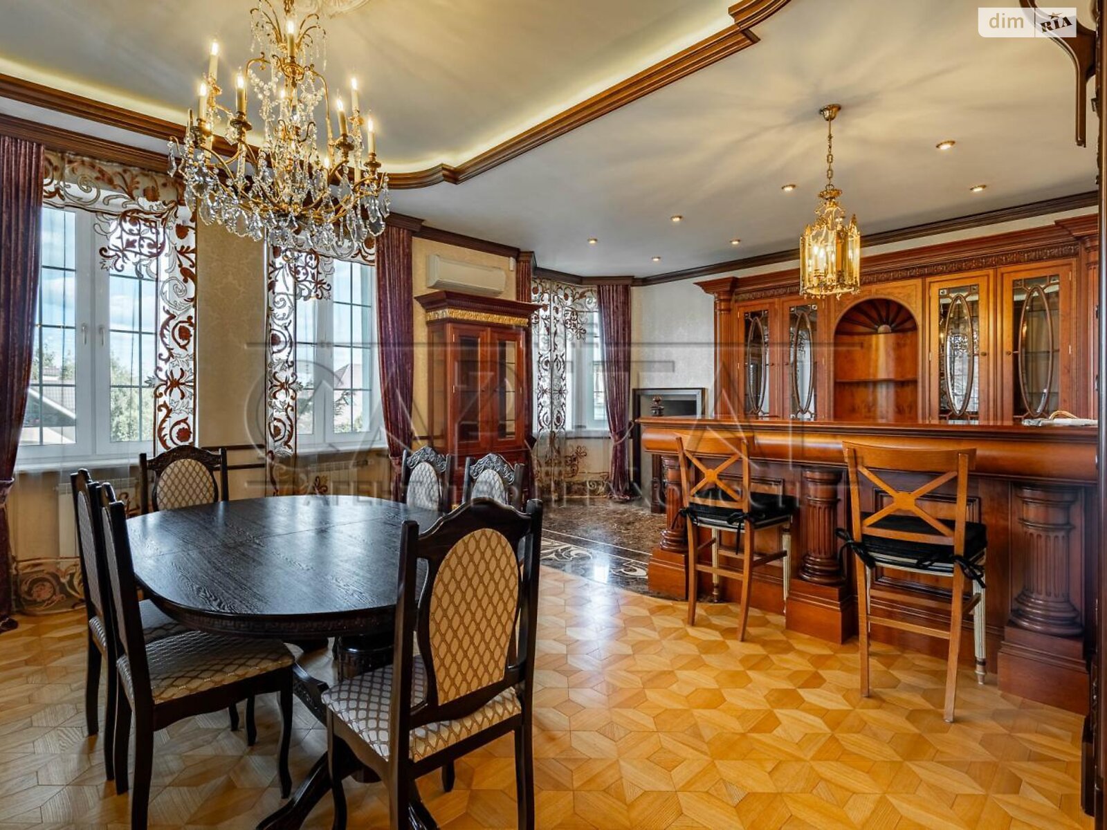 четырехэтажный дом с балконом, 843.5 кв. м, кирпич. Сдается помесячно в Иванковичах фото 1 четырехэтажный дом с балконом, 843.5 кв. м, кирпич. Сдается помесячно в Иванковичах фото 1