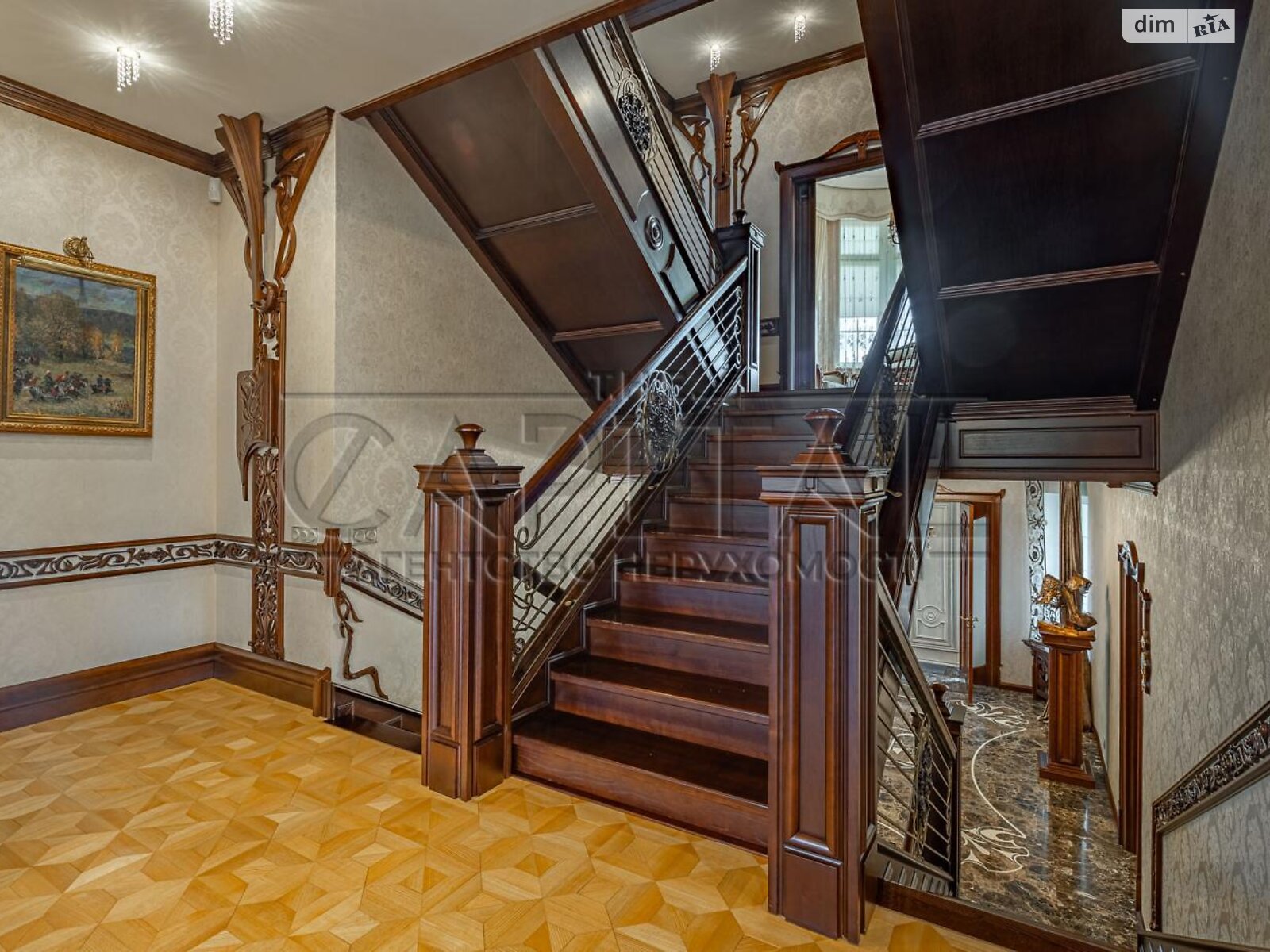 четырехэтажный дом с балконом, 843.5 кв. м, кирпич. Сдается помесячно в Иванковичах фото 1 четырехэтажный дом с балконом, 843.5 кв. м, кирпич. Сдается помесячно в Иванковичах фото 1