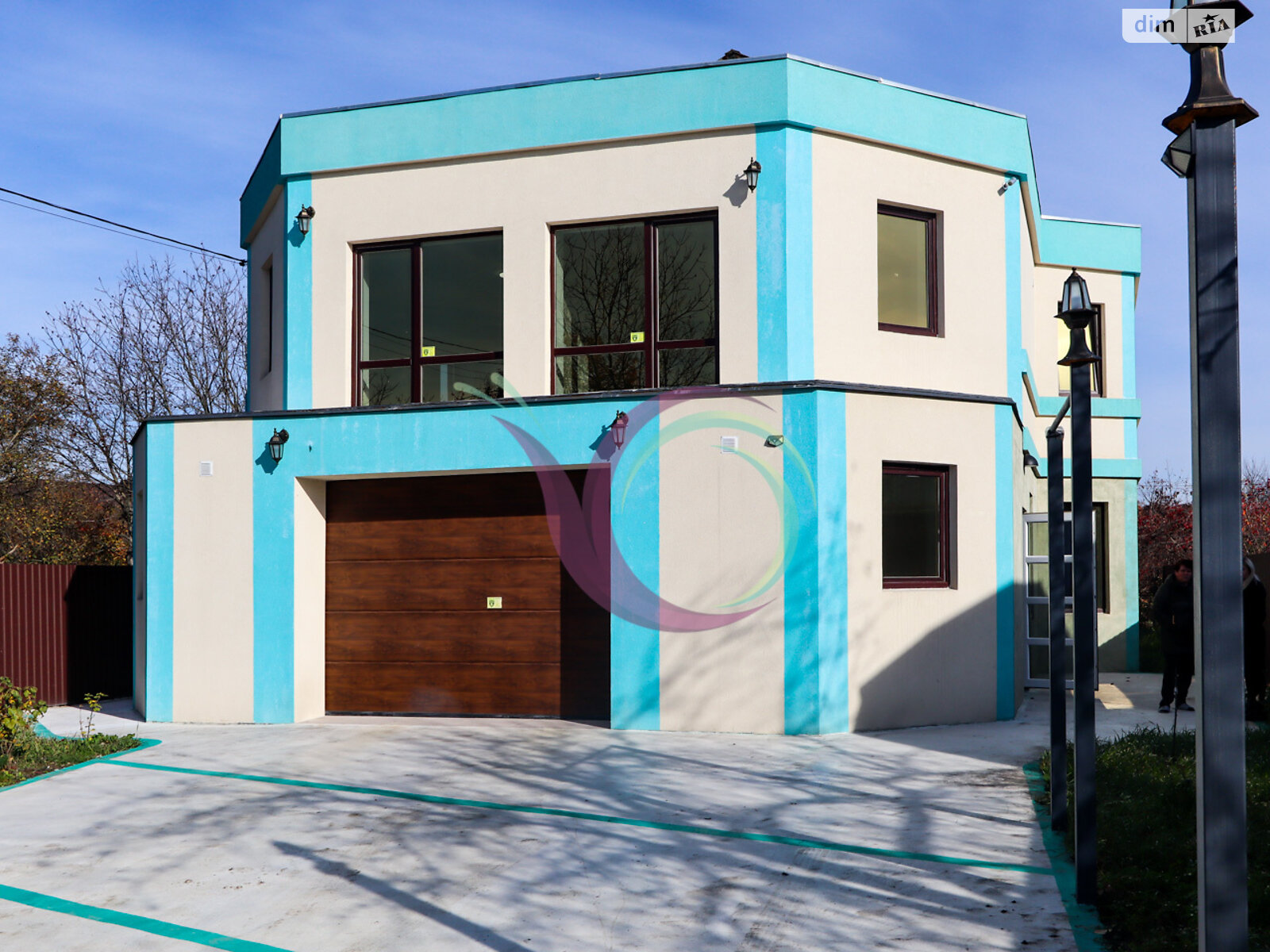 триповерховий будинок, 230 кв. м, цегла. Здається помісячно в Івано-Франківську, в районі Бам фото 1 трипроверховий будинок, 230 кв. м, цегла. Здається помісячно в Івано-Франківську, в районі Бам фото 1