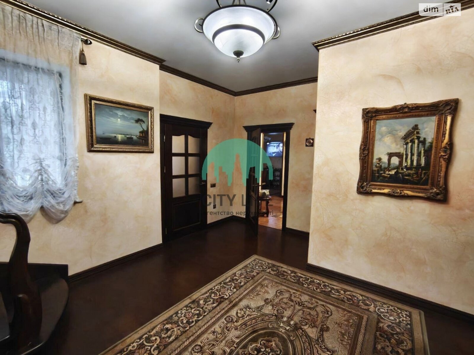 двухэтажный дом с верандой, 215 кв. м, кирпич. Сдается помесячно в Ивано-Франковске, в районе Строителей фото 1 двухэтажный дом с верандой, 215 кв. м, кирпич. Сдается помесячно в Ивано-Франковске, в районе Строителей фото 1