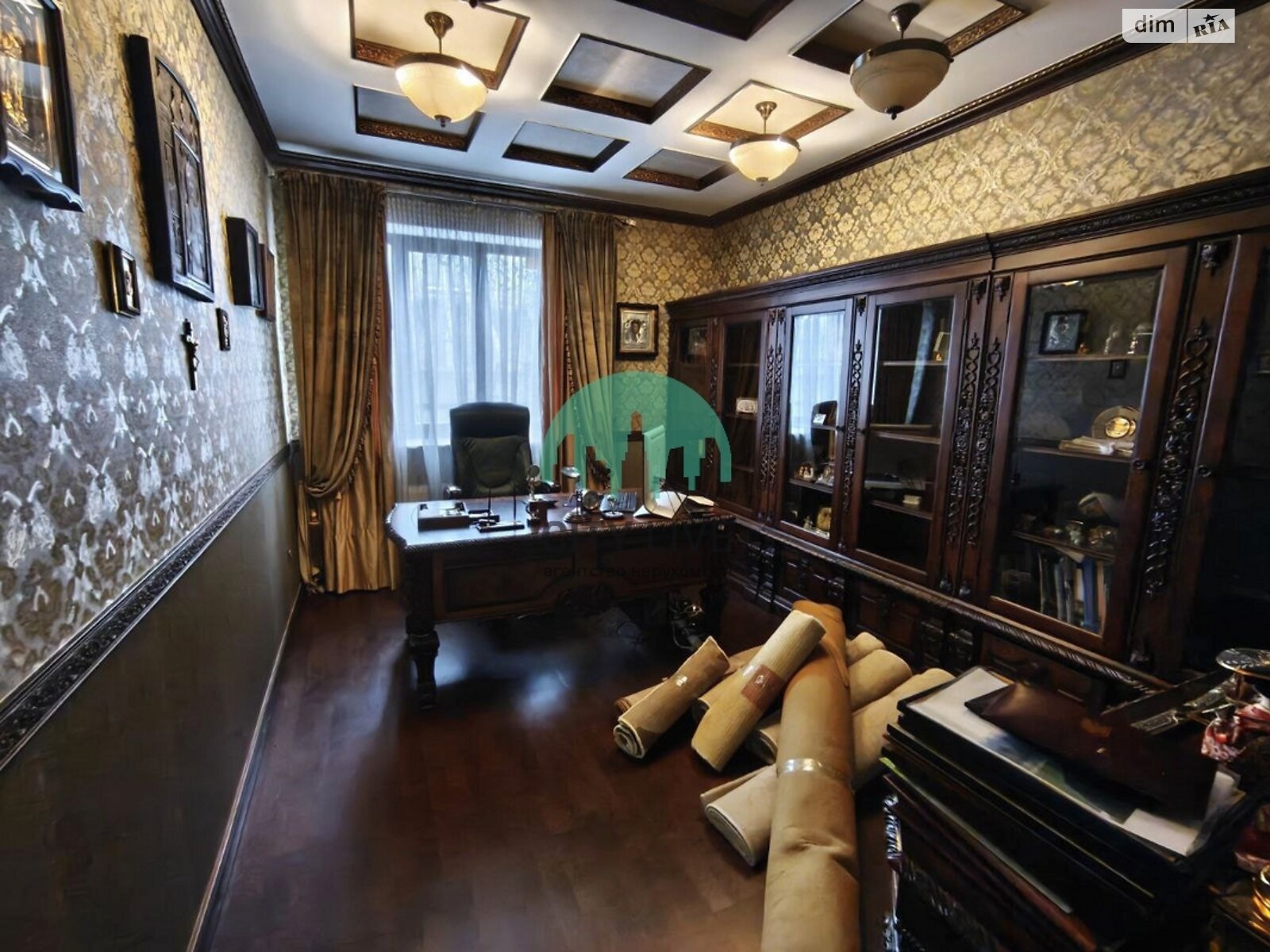 двухэтажный дом с верандой, 215 кв. м, кирпич. Сдается помесячно в Ивано-Франковске, в районе Строителей фото 1 двухэтажный дом с верандой, 215 кв. м, кирпич. Сдается помесячно в Ивано-Франковске, в районе Строителей фото 1