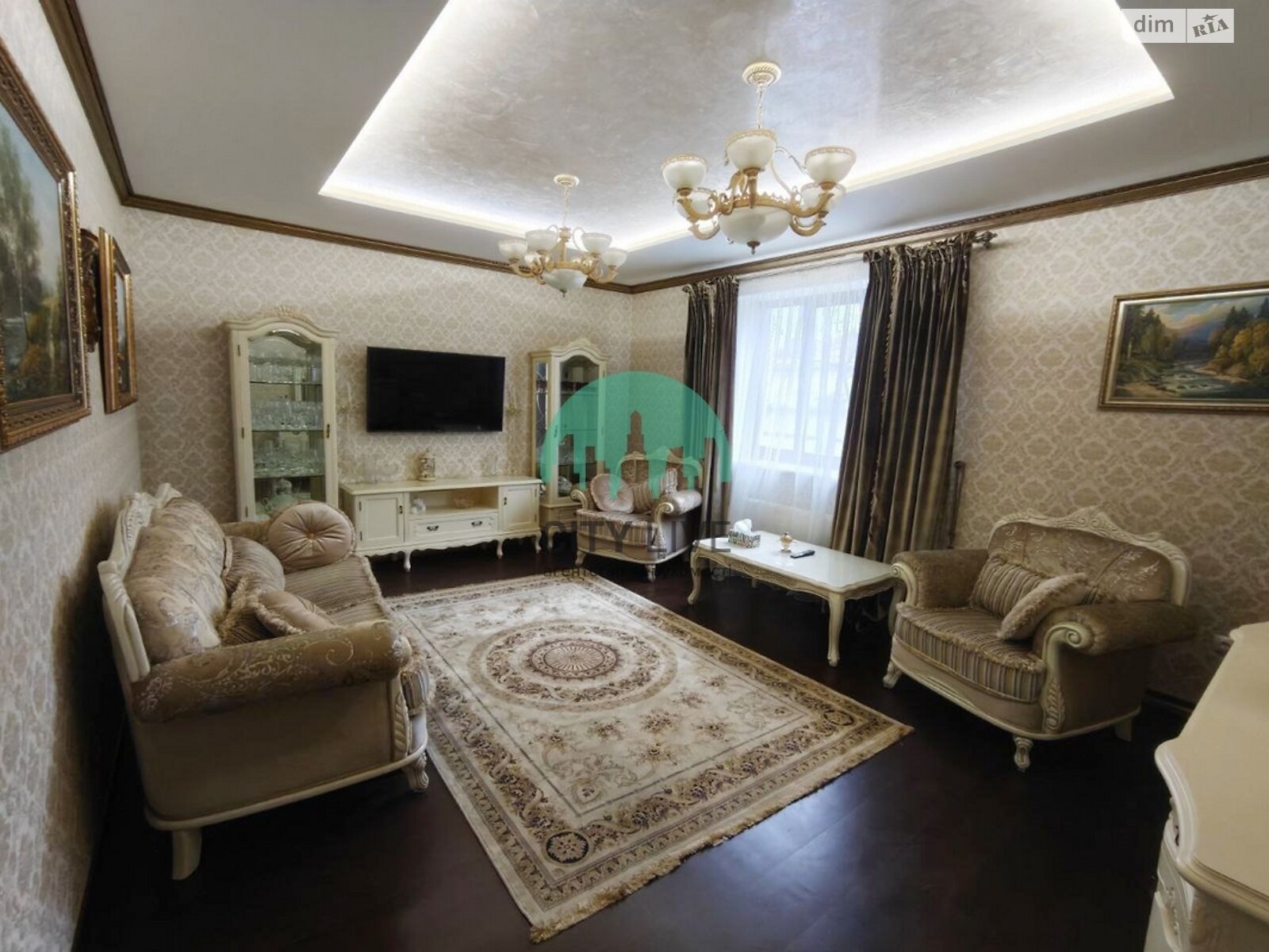 двухэтажный дом с верандой, 215 кв. м, кирпич. Сдается помесячно в Ивано-Франковске, в районе Строителей фото 1 двухэтажный дом с верандой, 215 кв. м, кирпич. Сдается помесячно в Ивано-Франковске, в районе Строителей фото 1