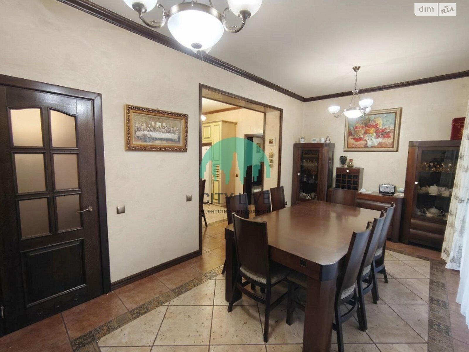 двухэтажный дом с верандой, 215 кв. м, кирпич. Сдается помесячно в Ивано-Франковске, в районе Строителей фото 1 двухэтажный дом с верандой, 215 кв. м, кирпич. Сдается помесячно в Ивано-Франковске, в районе Строителей фото 1