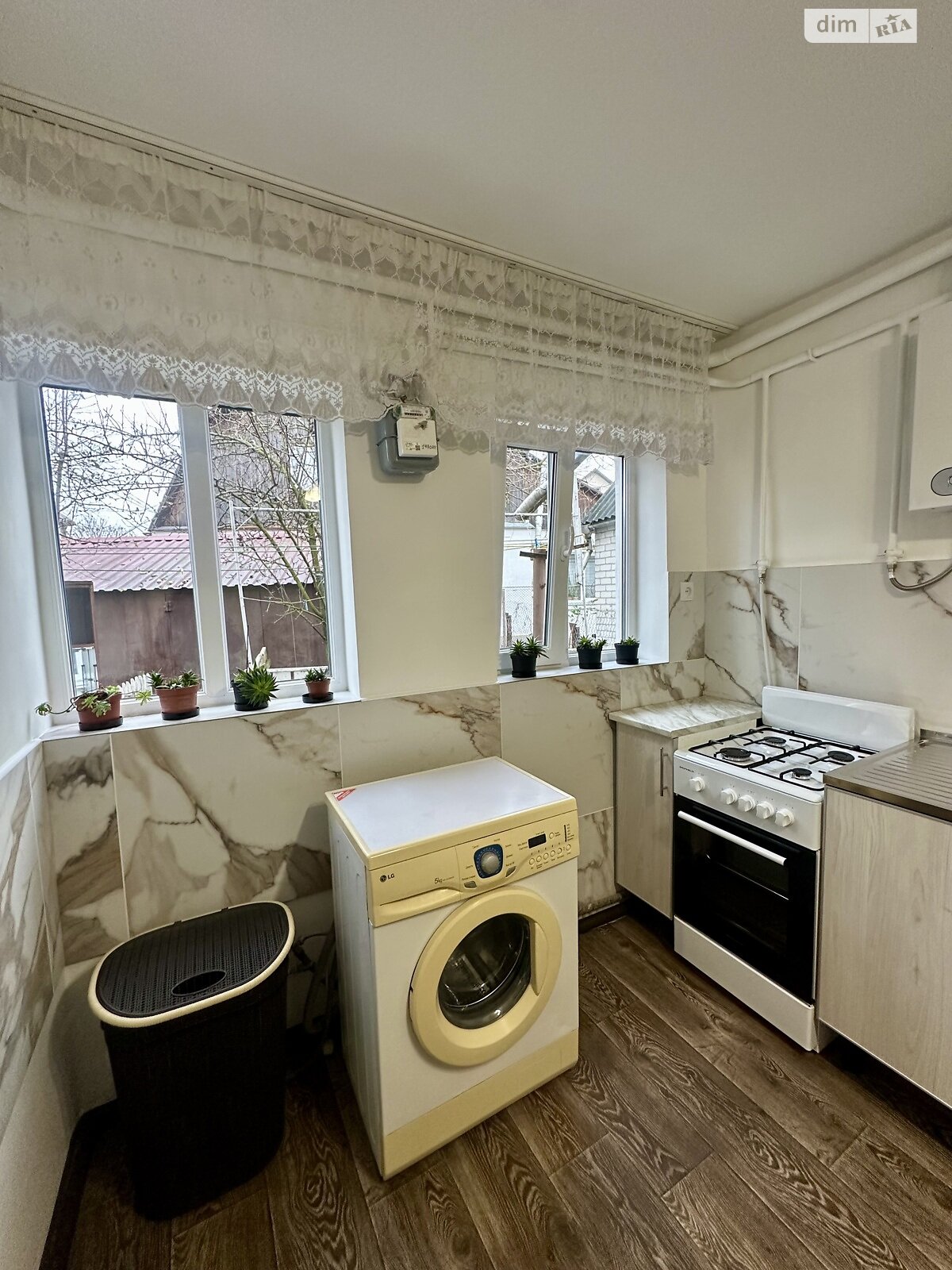 одноэтажный дом, 62 кв. м, кирпич. Сдается помесячно в Житомире, в районе Королевский фото 1