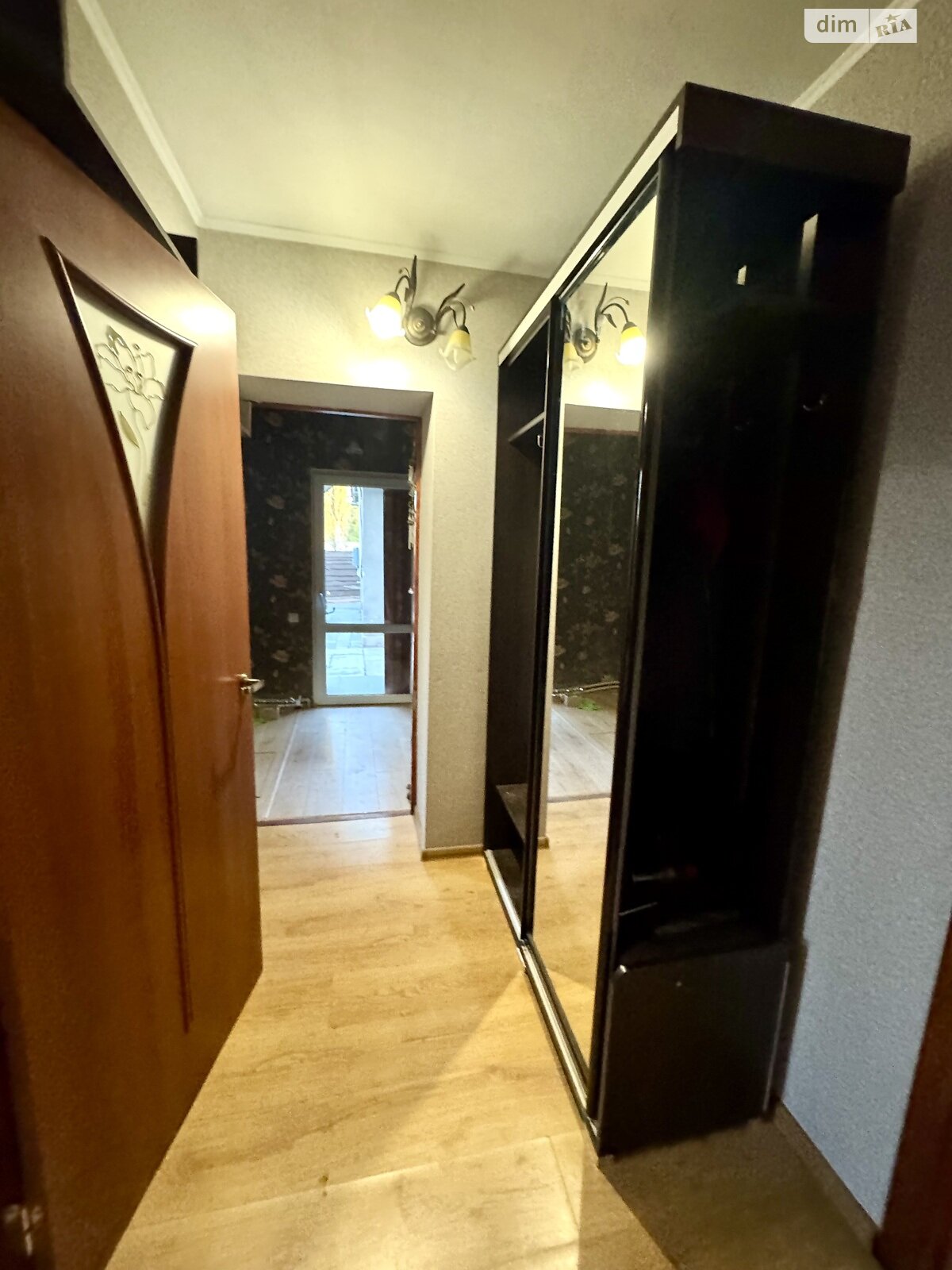 одноповерховий будинок, 60 кв. м, кирпич. Здається помісячно в Житомирі фото 1 одноповерховий будинок, 60 кв. м, кирпич. Здається помісячно в Житомирі фото 1