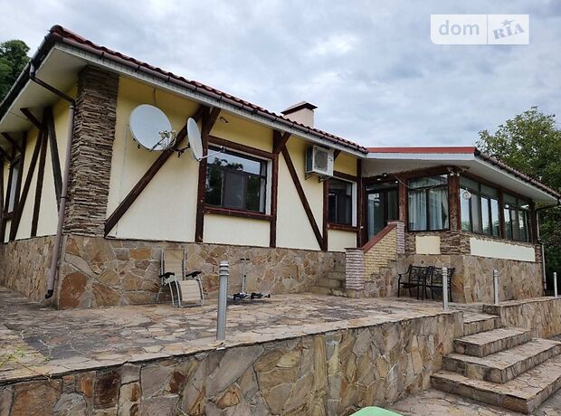 одноэтажный дом с камином, 200 кв. м, ракушечник (ракушняк). Сдается помесячно в Житомире, в районе Центр фото 1 одноэтажный дом с камином, 200 кв. м, ракушечник (ракушняк). Сдается помесячно в Житомире, в районе Центр фото 1