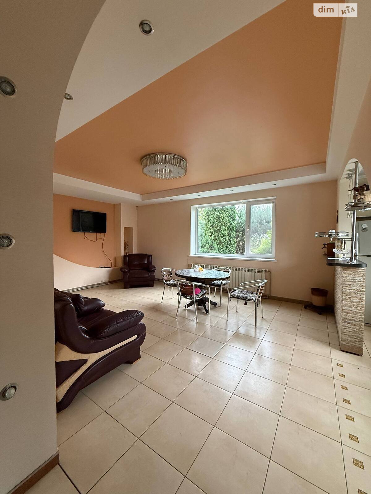 двоповерховий будинок з верандою, 180 кв. м, цегла. Здається помісячно в Жорнівці фото 1 двоповерховий будинок з верандою, 180 кв. м, цегла. Здається помісячно в Жорнівці фото 1