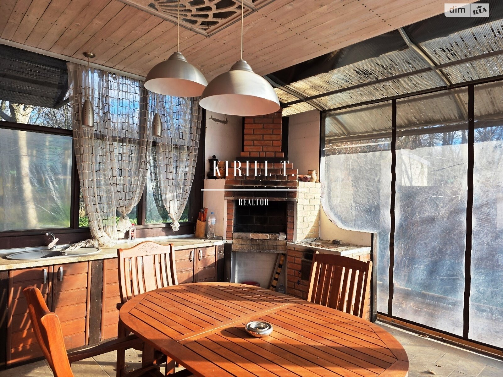 трехэтажный дом с верандой, 160 кв. м, кирпич. Сдается помесячно в Каменке фото 1 трехэтажный дом с верандой, 160 кв. м, кирпич. Сдается помесячно в Каменке фото 1