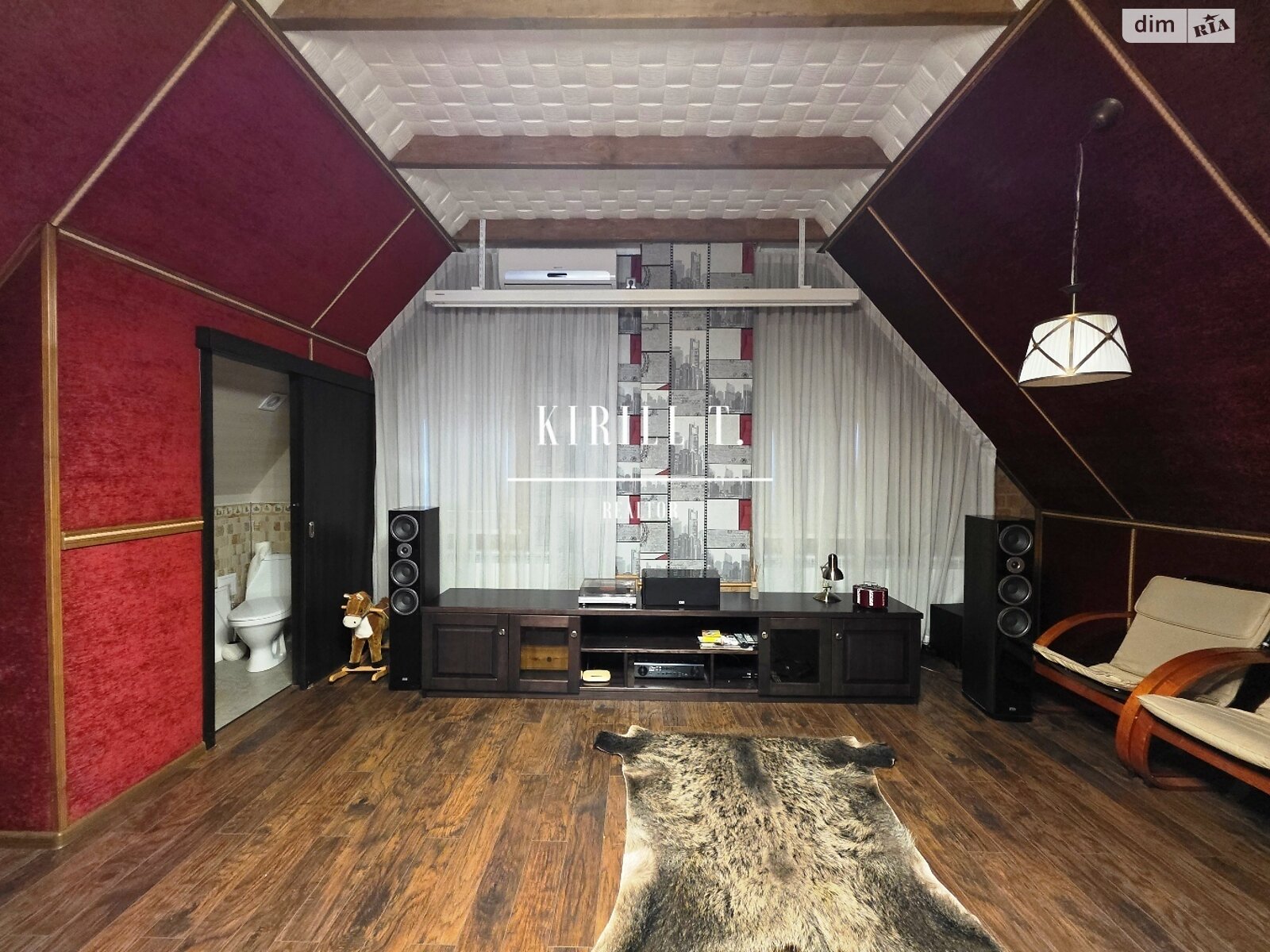 трехэтажный дом с верандой, 160 кв. м, кирпич. Сдается помесячно в Каменке фото 1 трехэтажный дом с верандой, 160 кв. м, кирпич. Сдается помесячно в Каменке фото 1