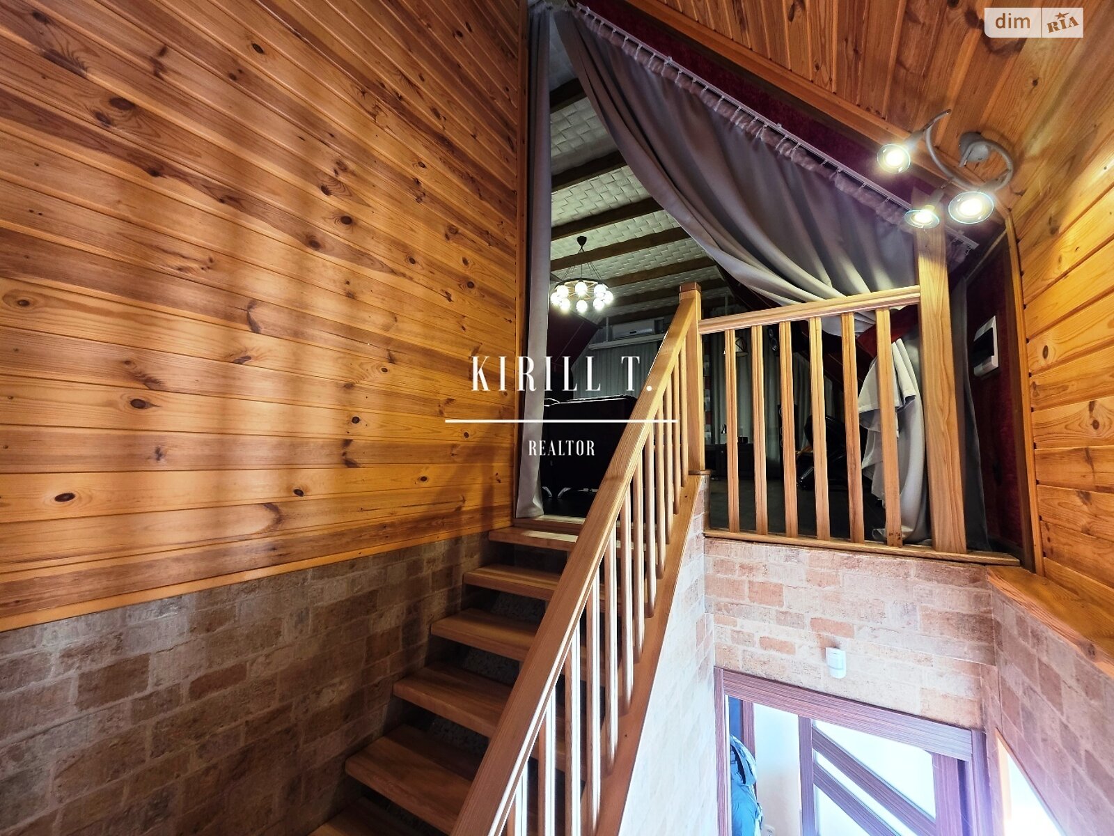 трехэтажный дом с верандой, 160 кв. м, кирпич. Сдается помесячно в Каменке фото 1 трехэтажный дом с верандой, 160 кв. м, кирпич. Сдается помесячно в Каменке фото 1