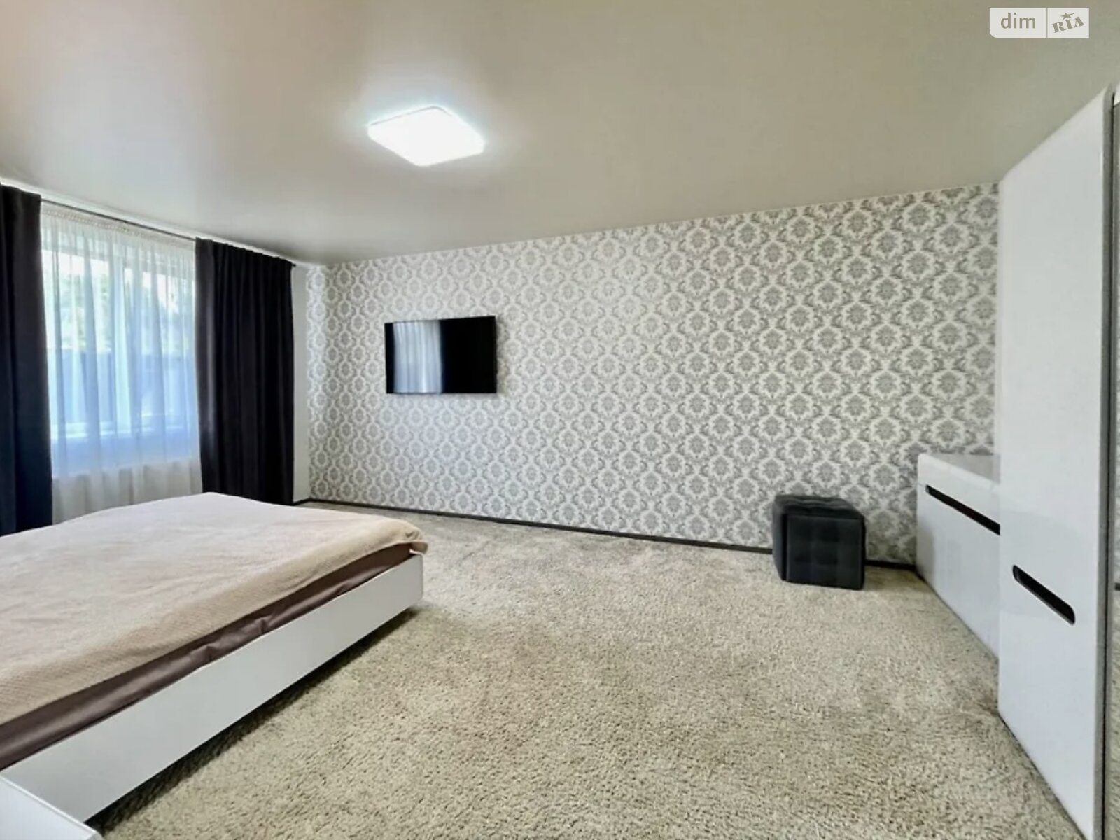 двоповерховий будинок з гаражем, 196 кв. м, цегла. Здається помісячно в Карпилівці фото 1 двоповерховий будинок з гаражем, 196 кв. м, цегла. Здається помісячно в Карпилівці фото 1