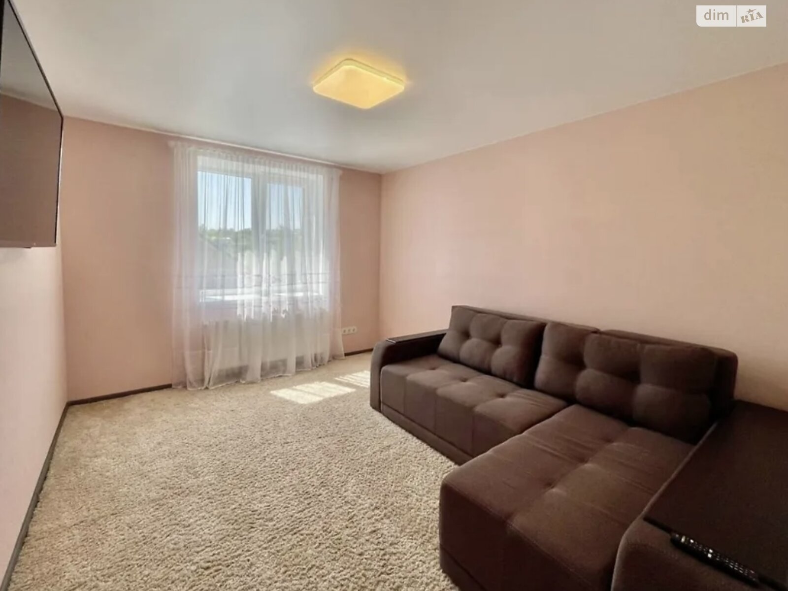 двоповерховий будинок з гаражем, 196 кв. м, цегла. Здається помісячно в Карпилівці фото 1 двоповерховий будинок з гаражем, 196 кв. м, цегла. Здається помісячно в Карпилівці фото 1