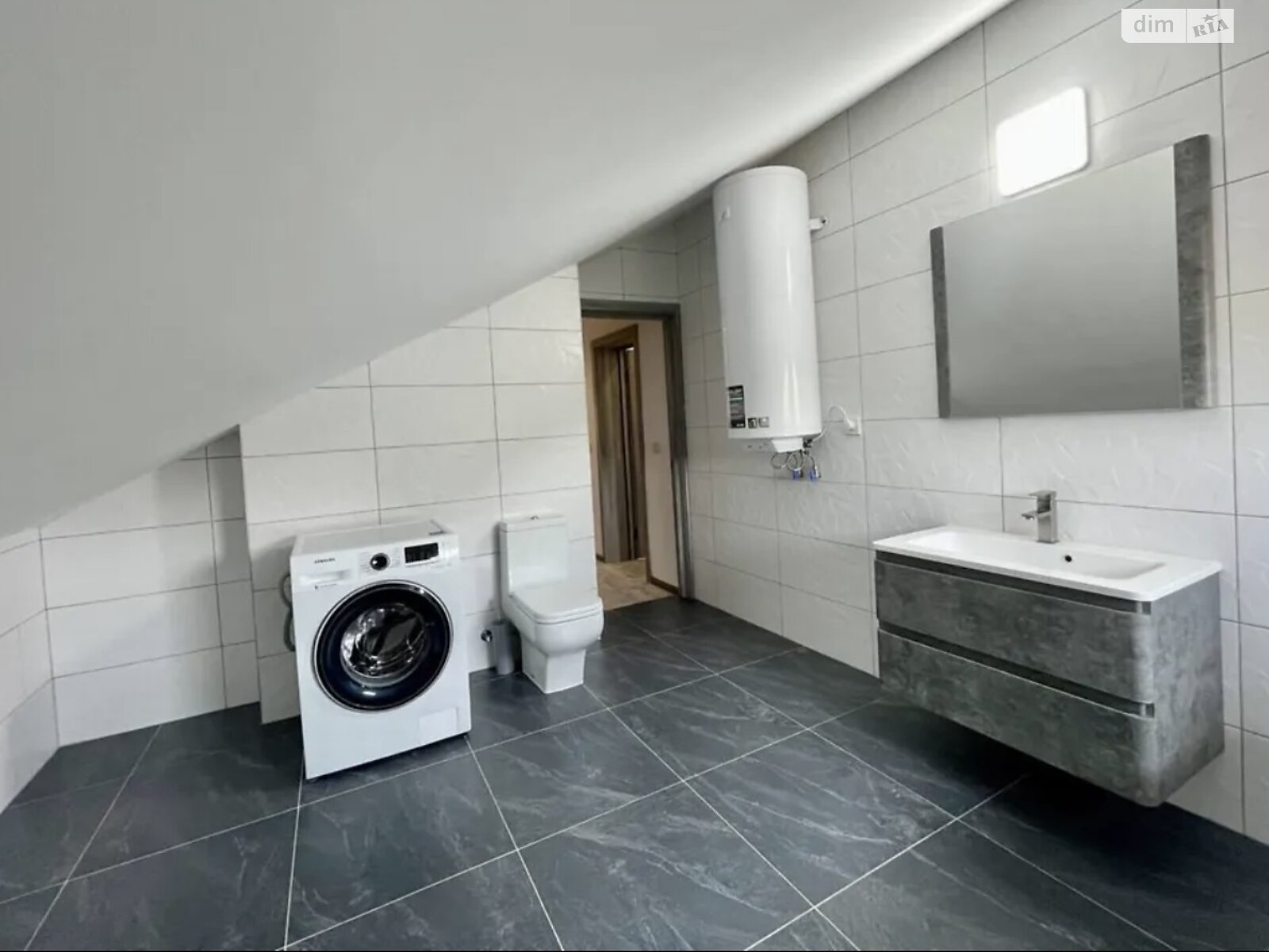 двоповерховий будинок з гаражем, 196 кв. м, цегла. Здається помісячно в Карпилівці фото 1 двоповерховий будинок з гаражем, 196 кв. м, цегла. Здається помісячно в Карпилівці фото 1