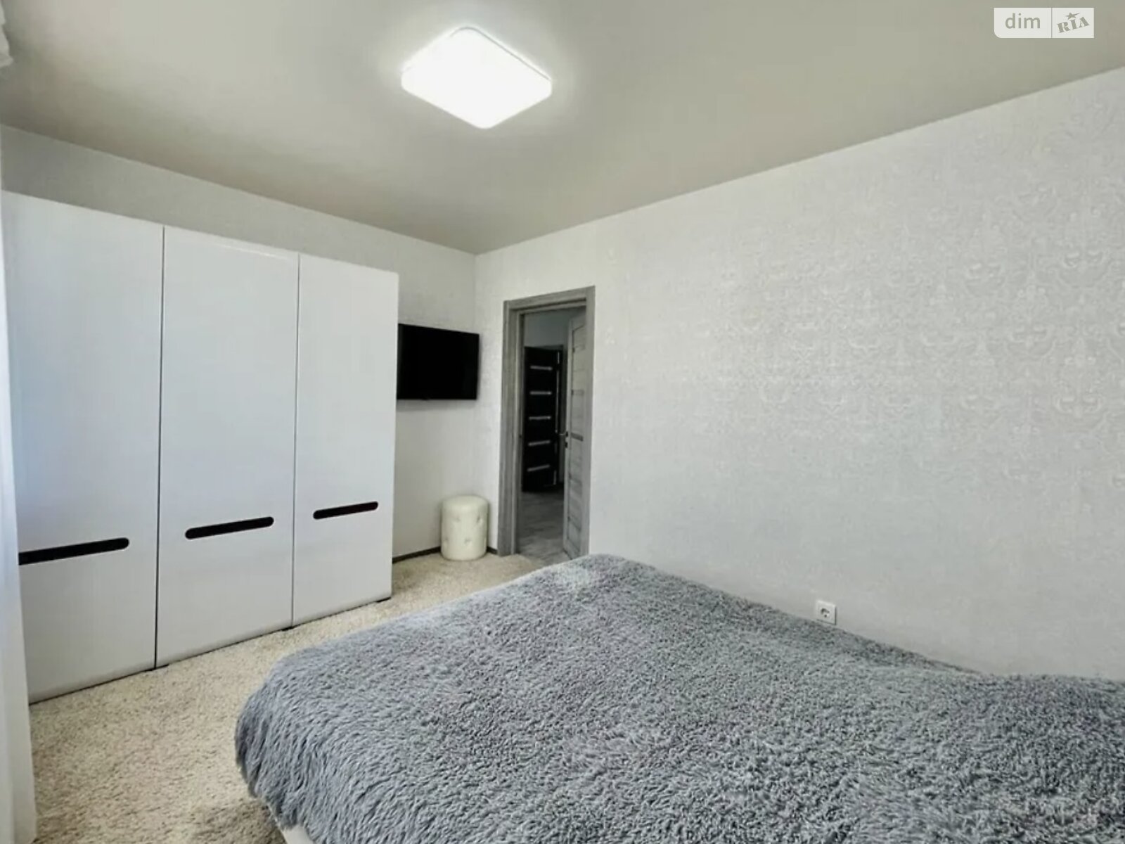 двоповерховий будинок з гаражем, 196 кв. м, цегла. Здається помісячно в Карпилівці фото 1 двоповерховий будинок з гаражем, 196 кв. м, цегла. Здається помісячно в Карпилівці фото 1