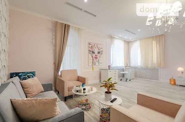 трехэтажный дом с камином, 772.1 кв. м, кирпич. Сдается помесячно в Киеве, в районе Александровская Слободка фото 1 трехэтажный дом с камином, 772.1 кв. м, кирпич. Сдается помесячно в Киеве, в районе Александровская Слободка фото 1