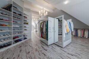 трехэтажный дом с верандой, 750 кв. м, кирпич. Сдается помесячно в Киеве, в районе Александровская Слободка фото 2