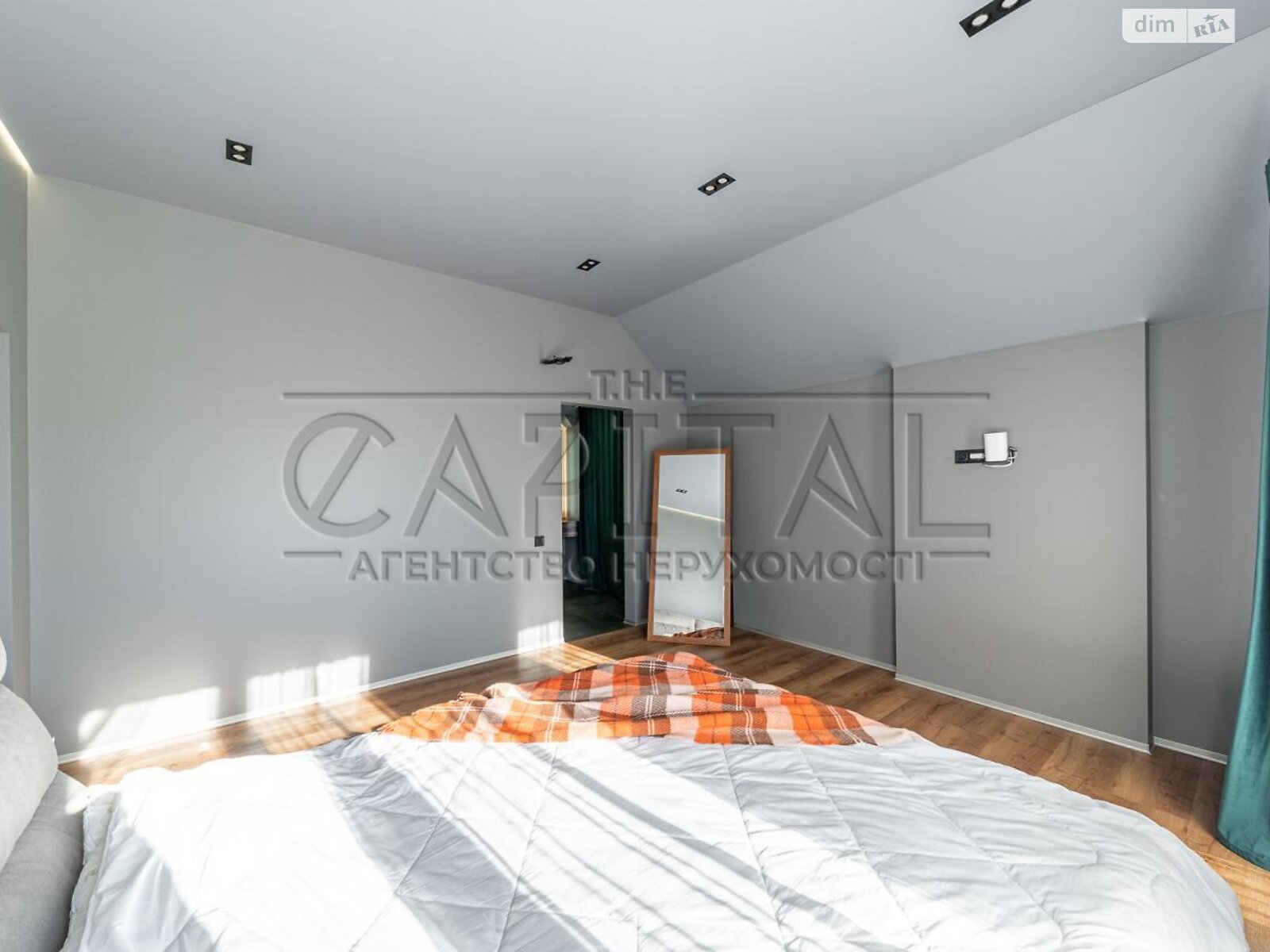 двухэтажный дом, 160 кв. м, кирпич. Сдается помесячно в Киеве фото 1