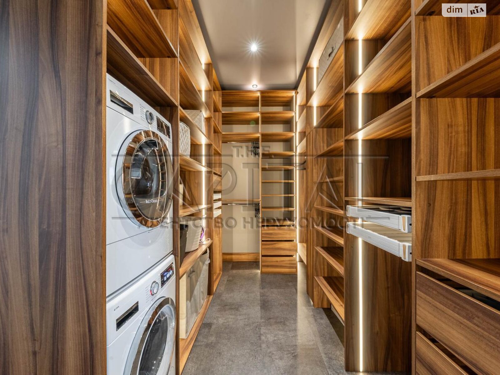 двухэтажный дом, 160 кв. м, кирпич. Сдается помесячно в Киеве фото 1