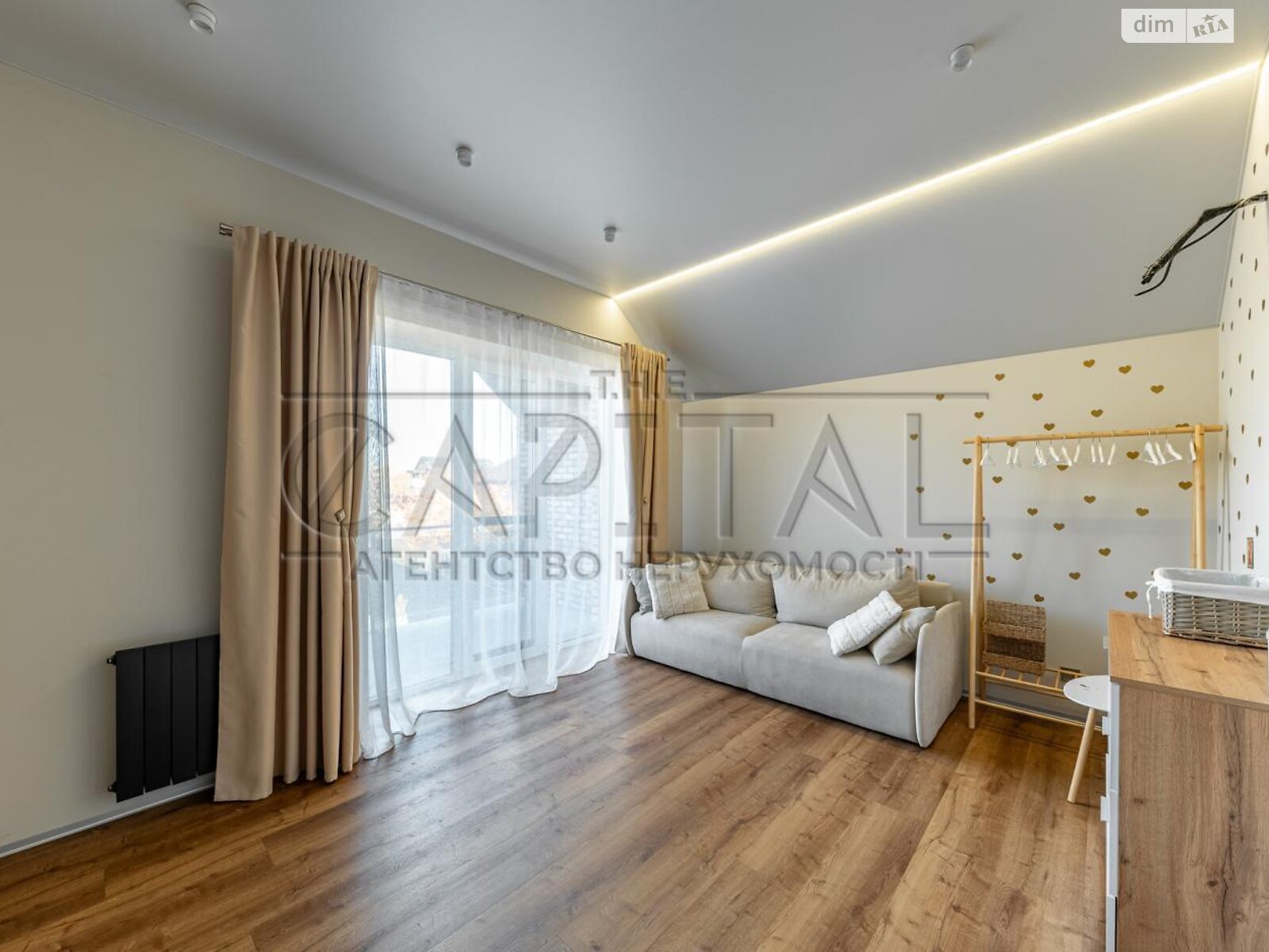 двухэтажный дом, 160 кв. м, кирпич. Сдается помесячно в Киеве фото 1